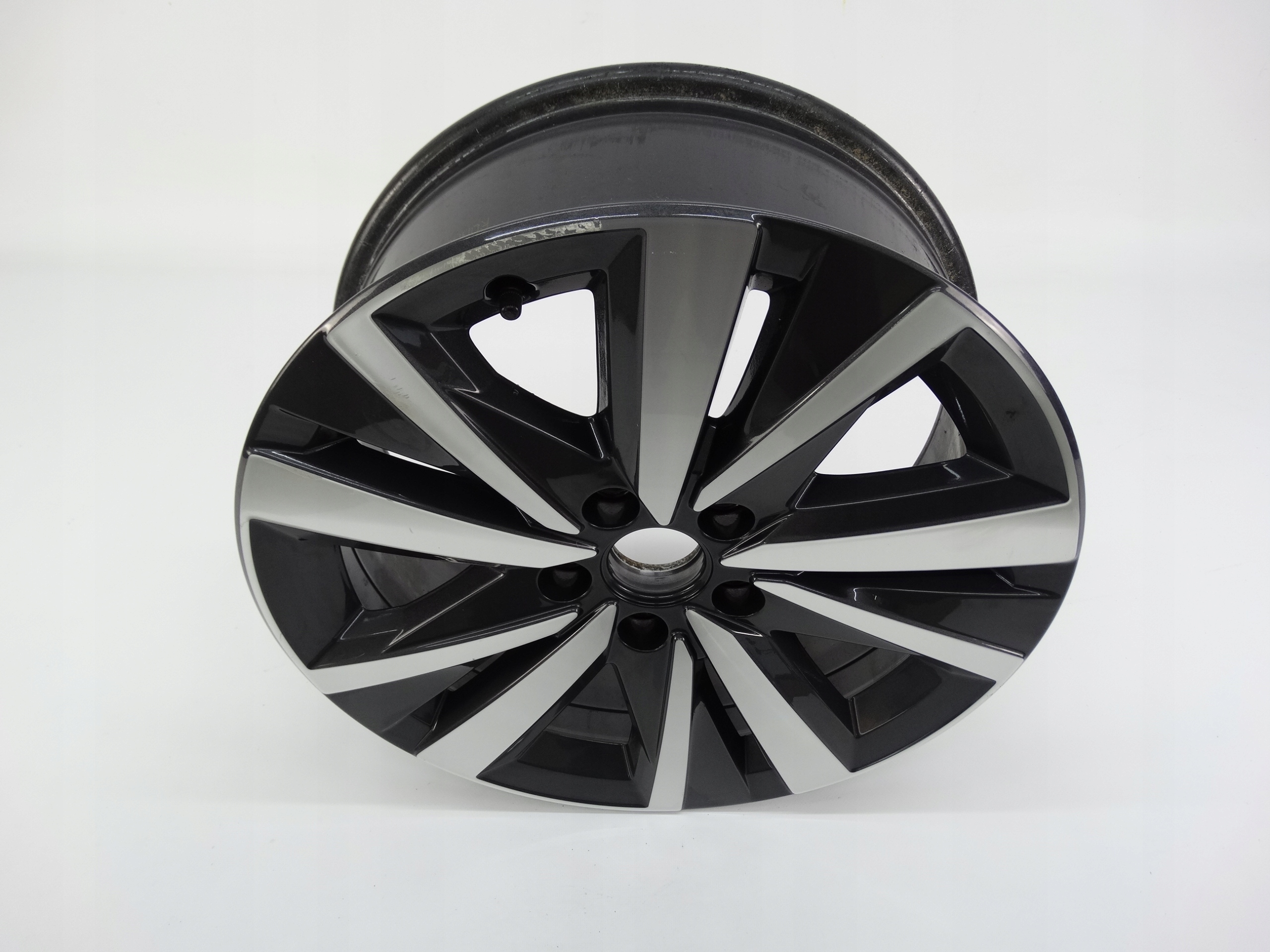 Second image of VW Sharan 7N0 felga 17 cali oryginalna 7N0601025AA