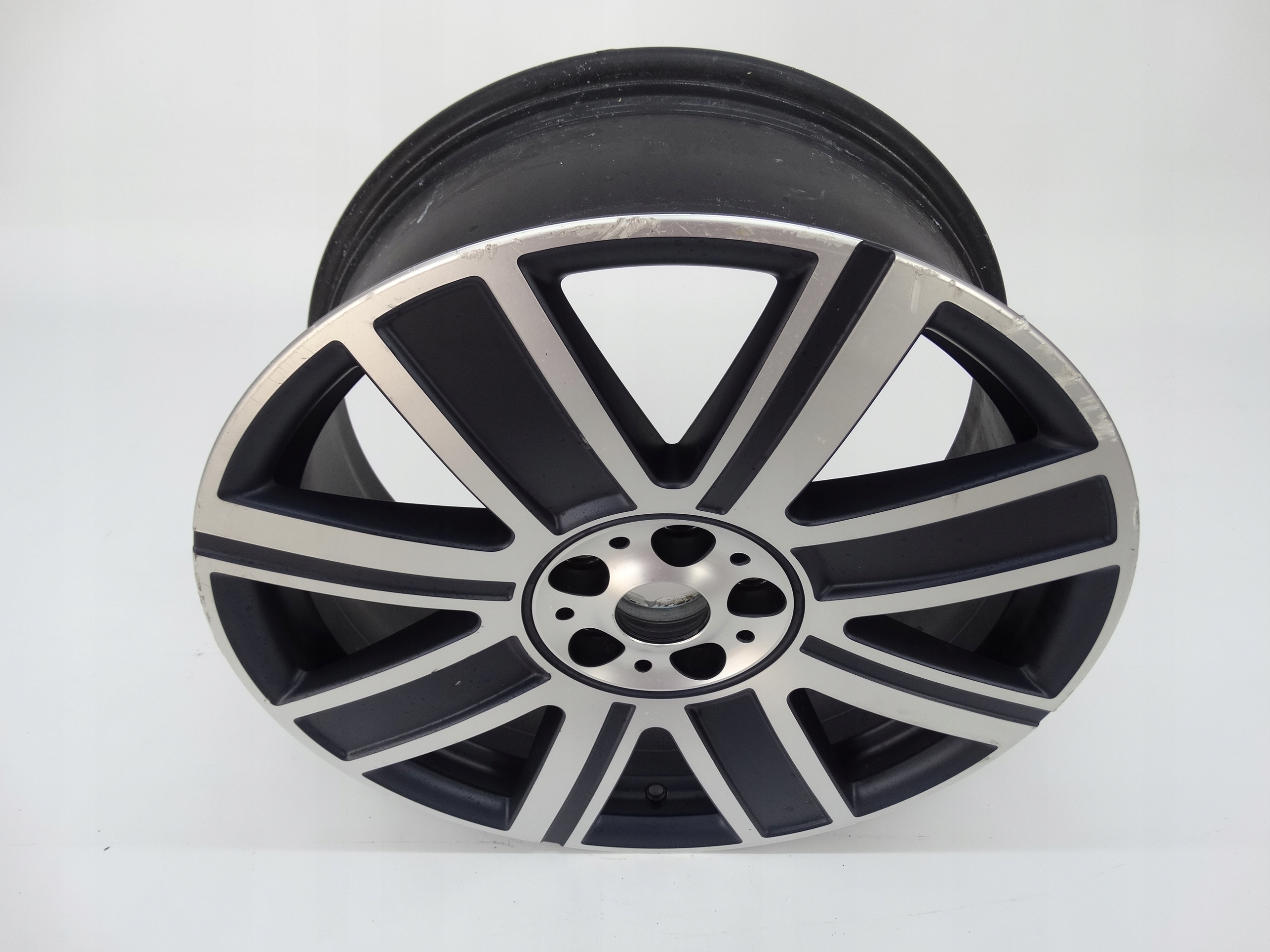 Second image of MINI Countryman F60 felga 19 cali 6888084