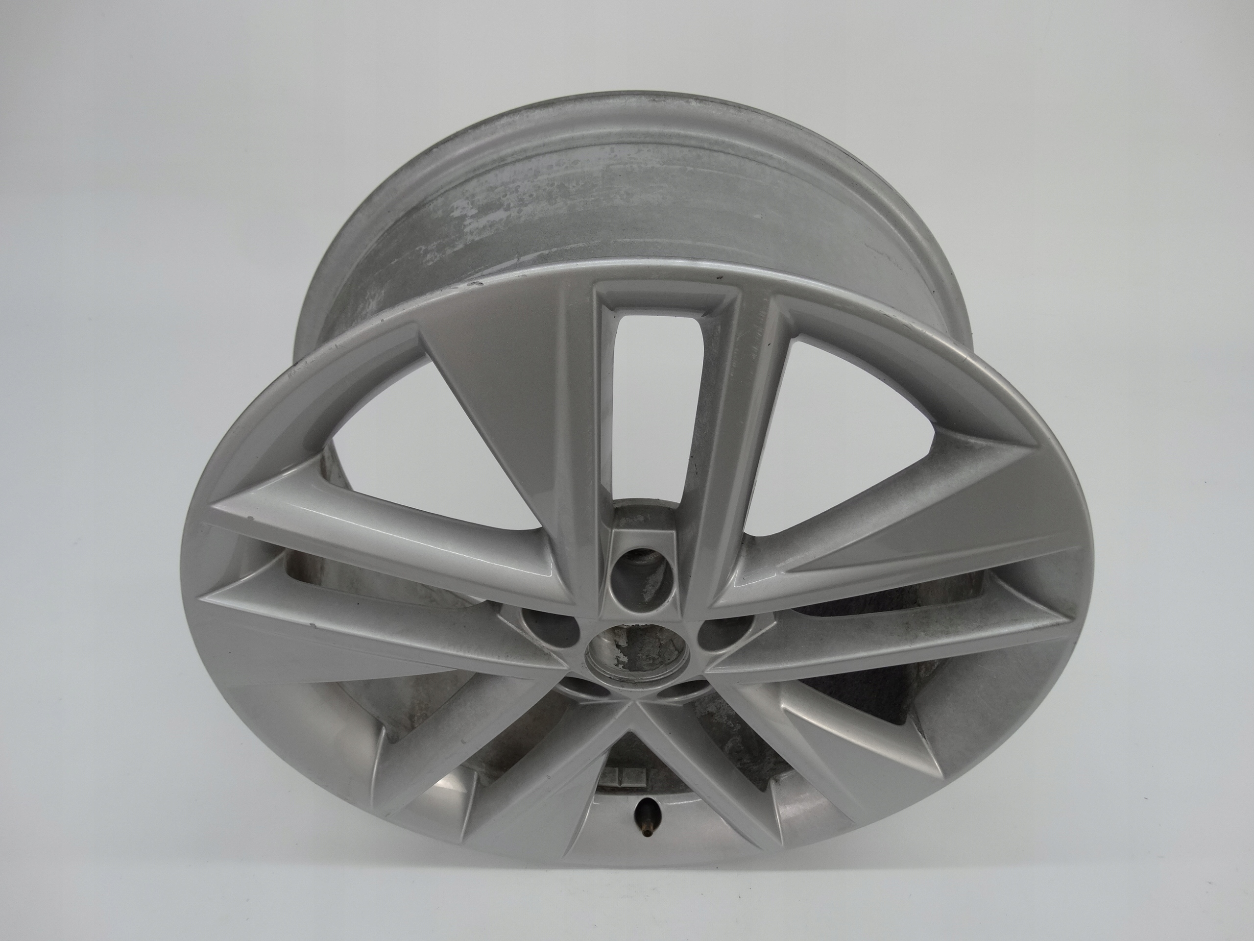 Second image of Skoda Fabia III Rapid felga 17 cali 6V0601025C