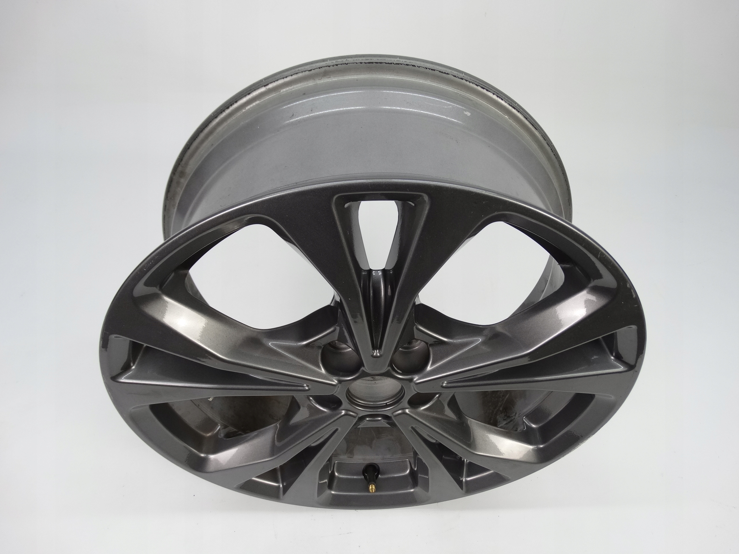 Second image of Ford Kuga Mk3 ST-Line felga 18 cali LV4C-N2A