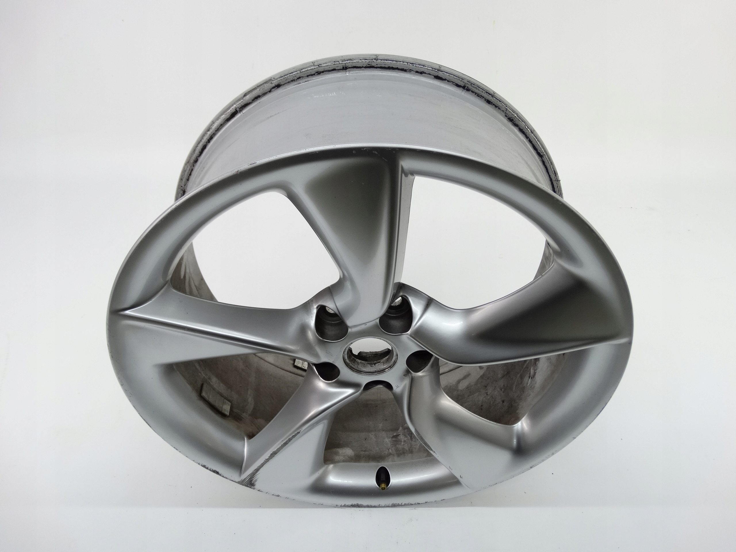 Second image of Opel Astra J GTC felga 19 cali 13312751 oryginalna