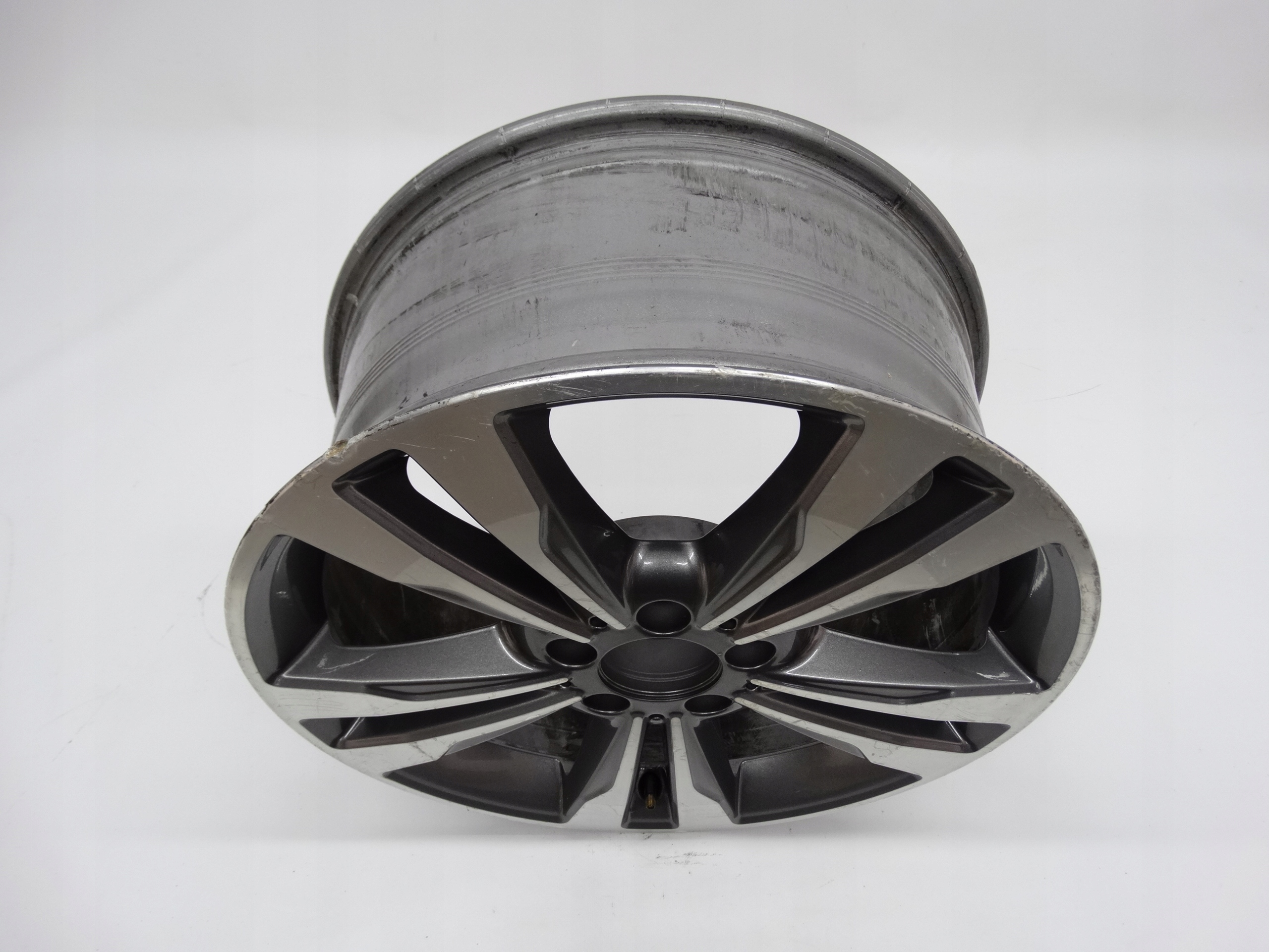 Second image of Mercedes E-klasa W212 felga 18 cali A2124015702