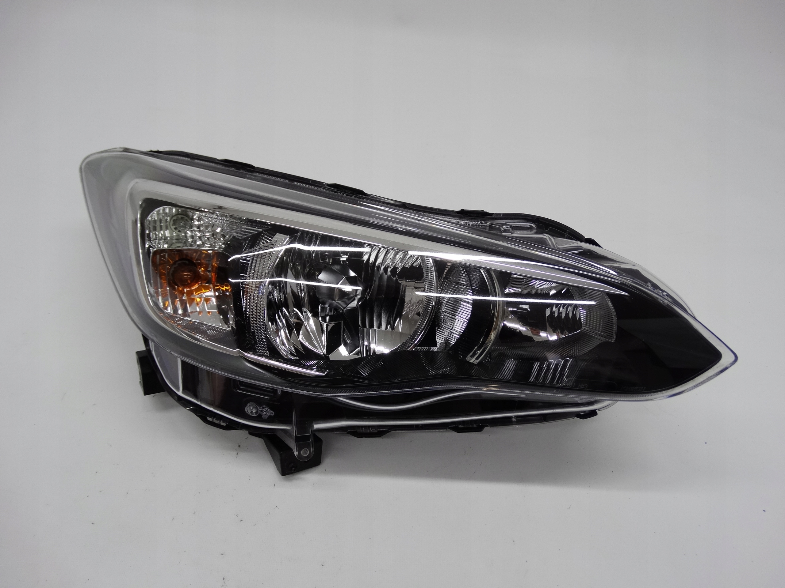 Second image of Subaru XV II 17-20 XV Lift zwykła prawa 84001FL040