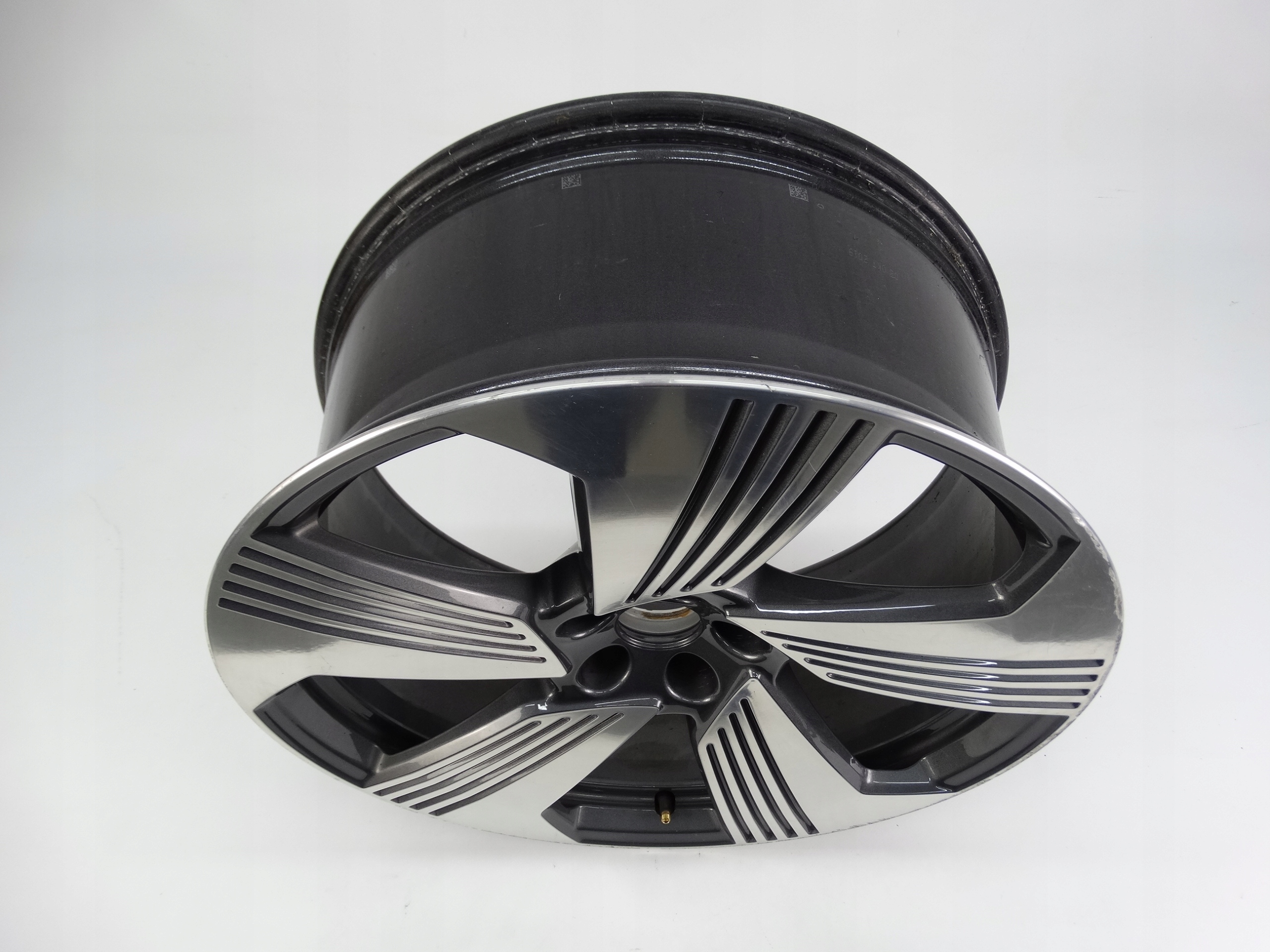 Second image of Audi E-Tron 4KE felga 21 cali 4KE601025F oryginał