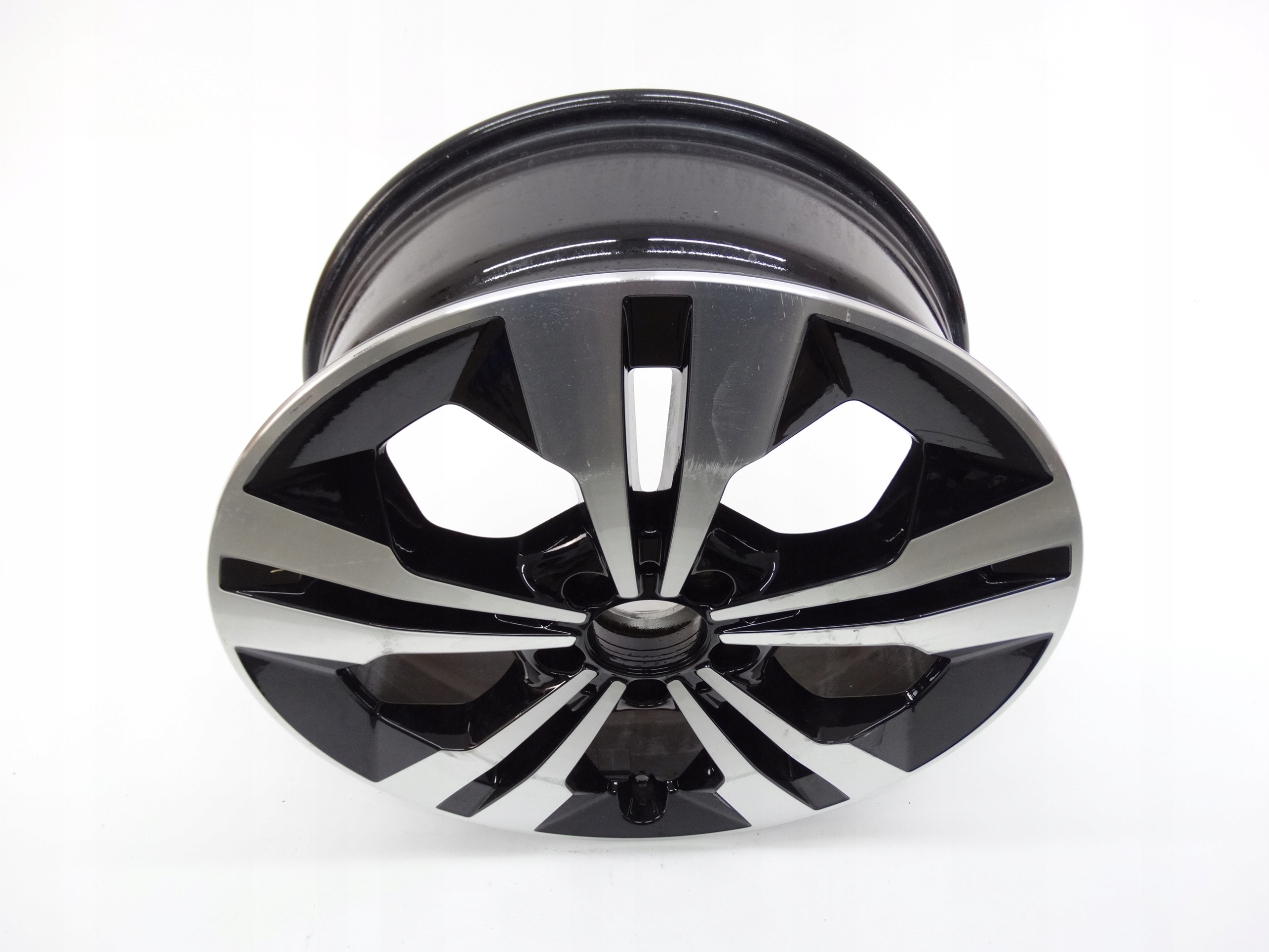 Second image of Mercedes GLB X247 W247 felga 18 cali A2474012900