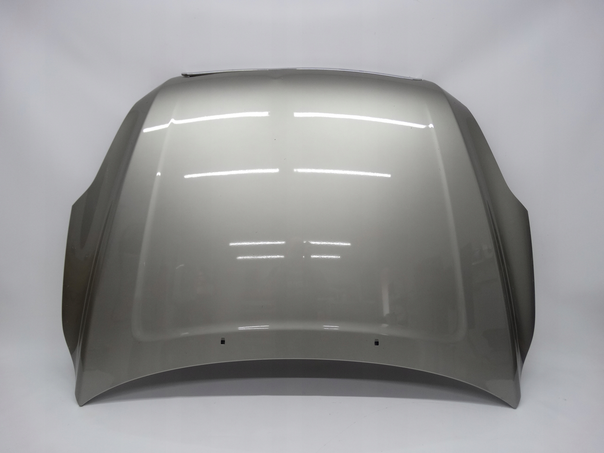 Second image of Volvo XC60 I 08-13 przed lift maska oryginalna ALU