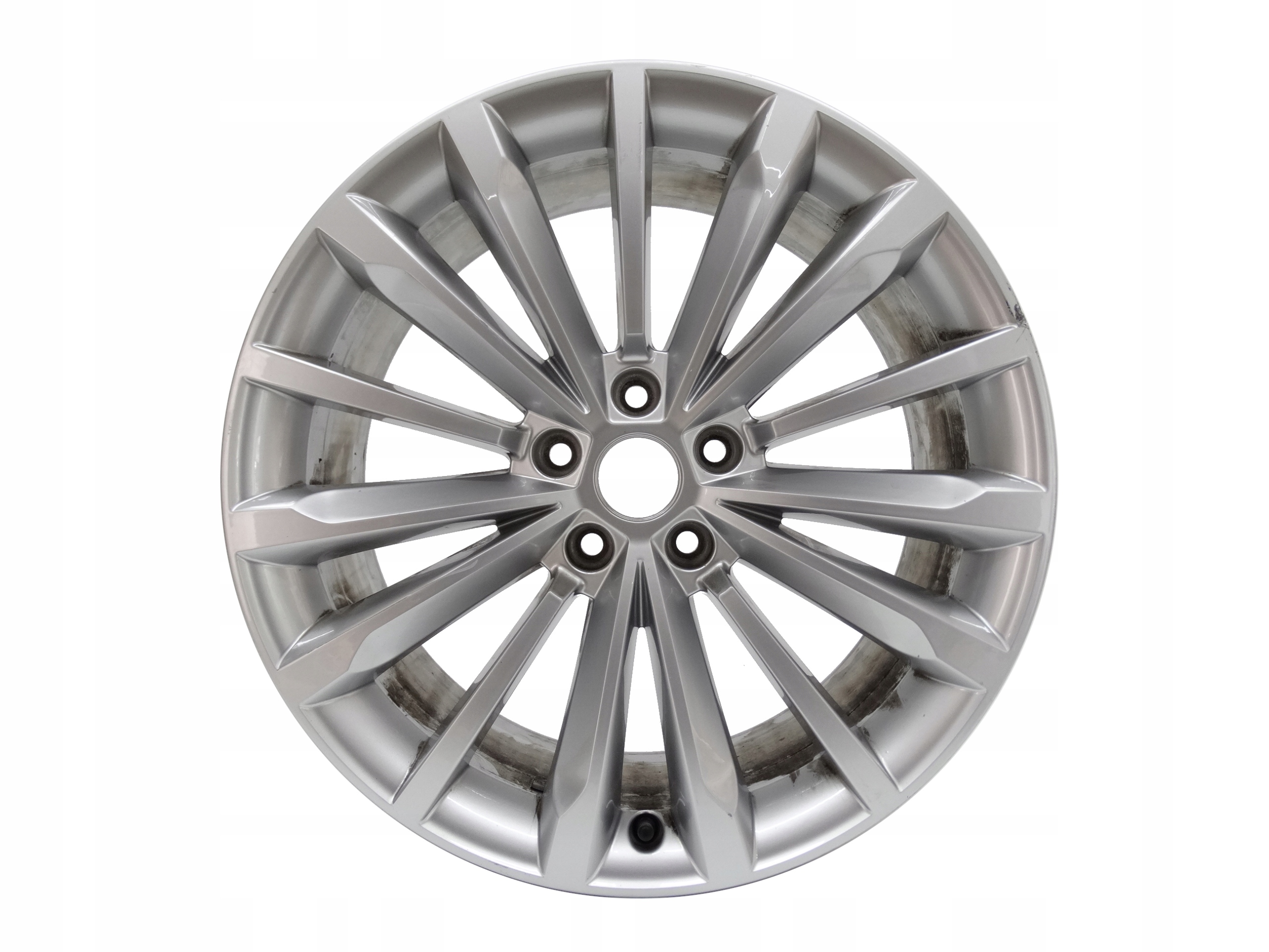 Skoda SuperB III 3V0 felga 19 cali 3V0601025AK