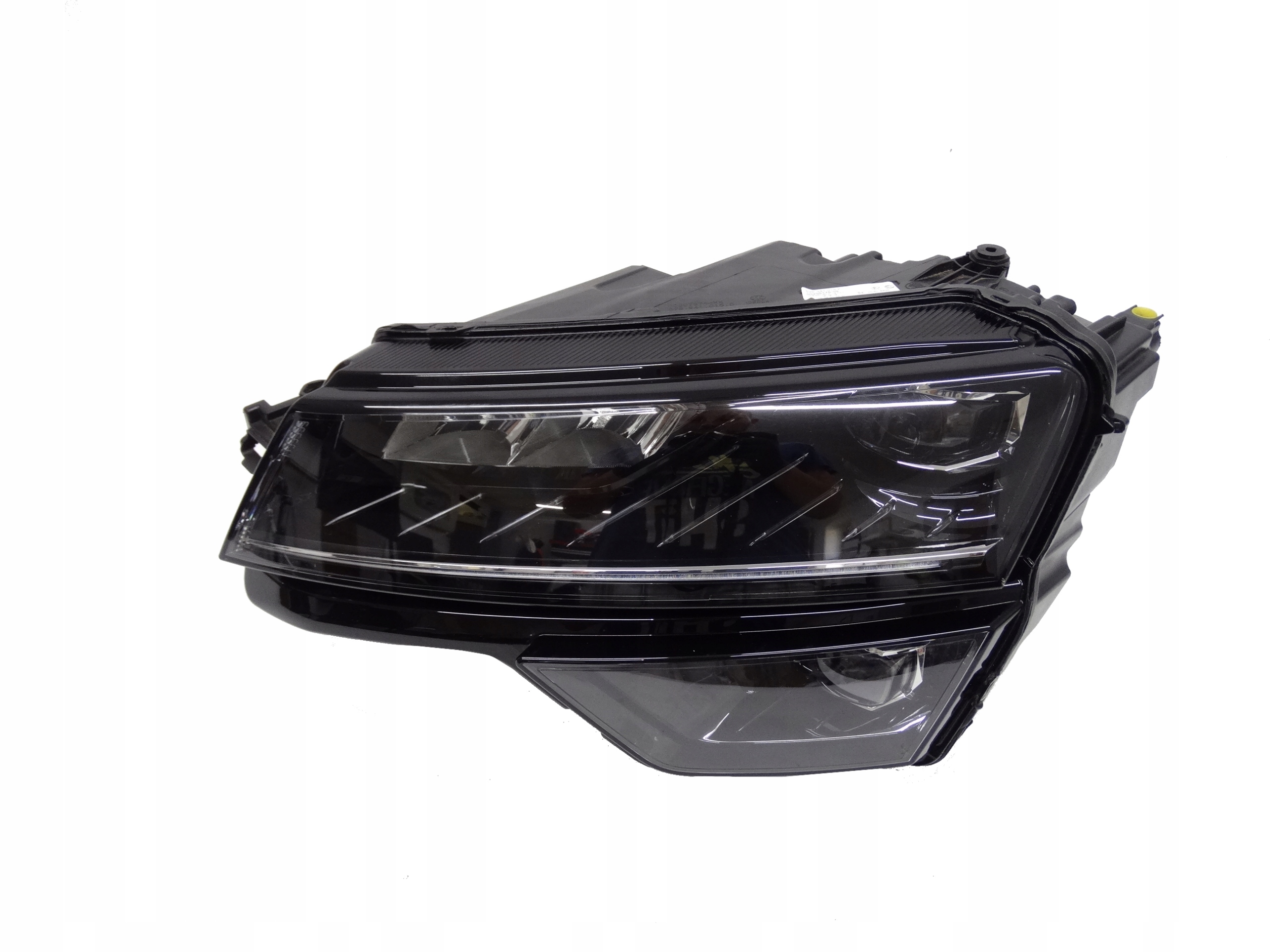 Skoda Karoq 57B 17-22 Full LED lewa 57B941015F