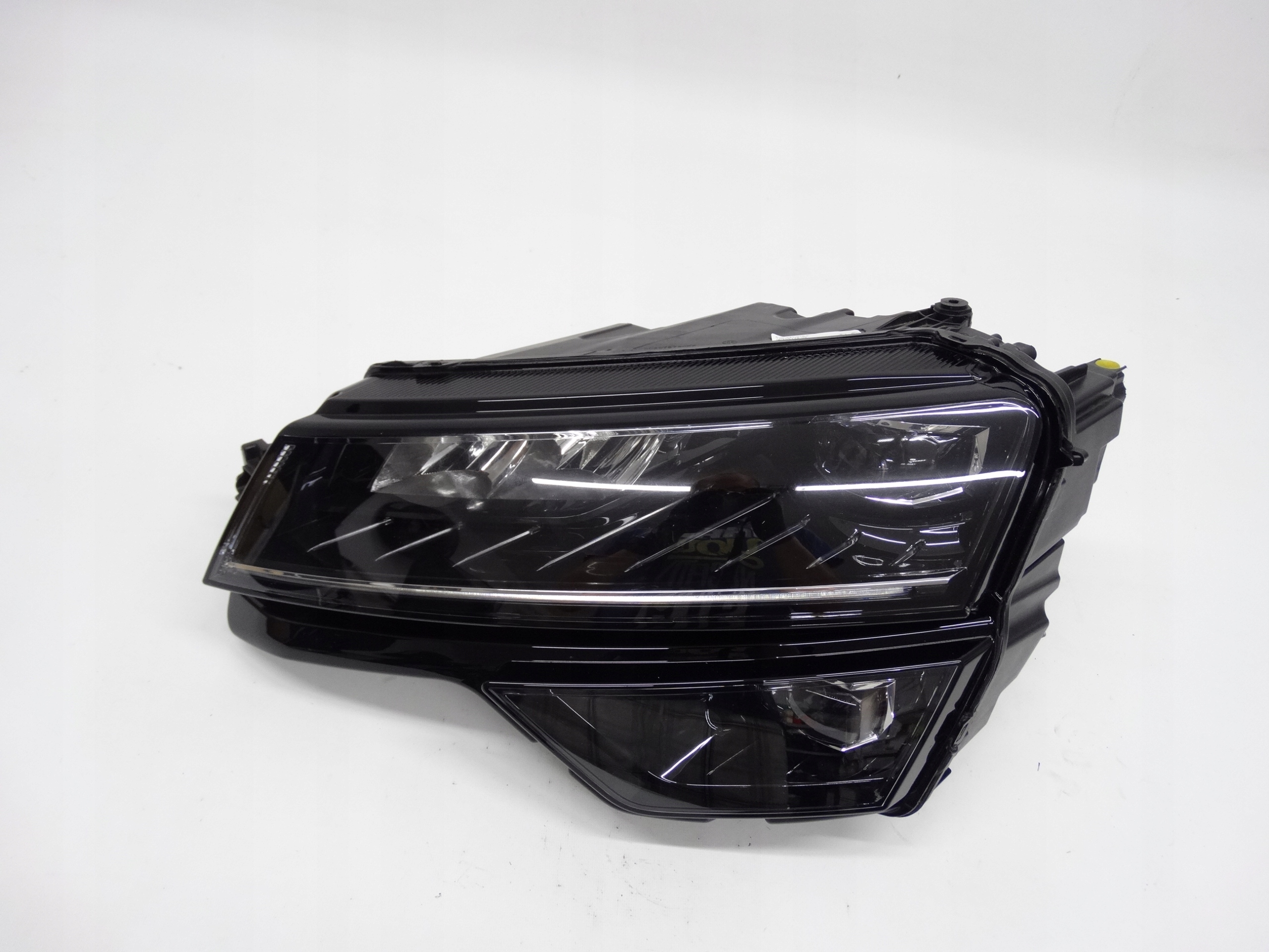 Second image of Skoda Karoq 57B 17-22 Full LED lewa 57B941015F