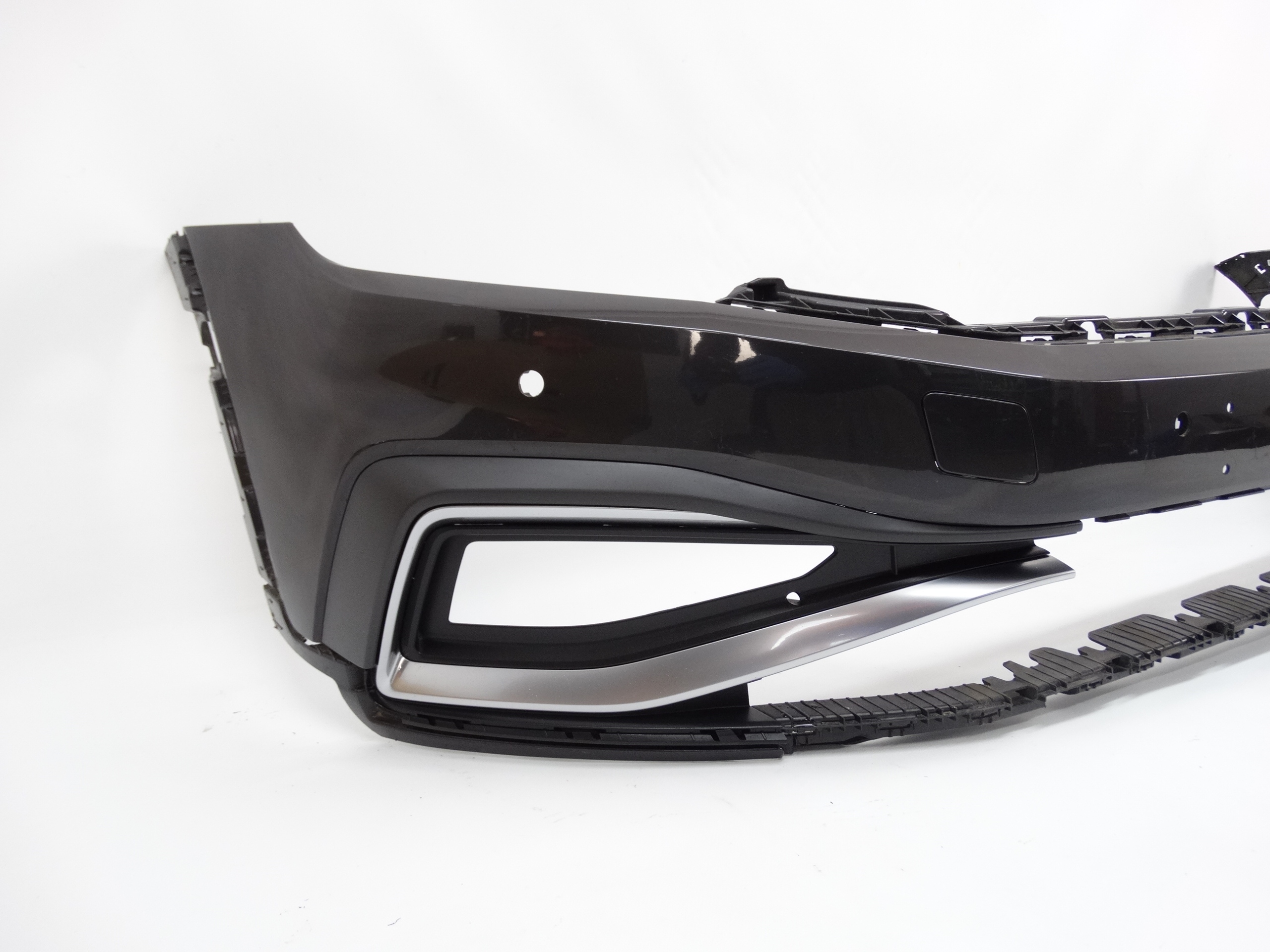 Second image of VW Passat B8 Alltrack lift 19- zderzak przedni