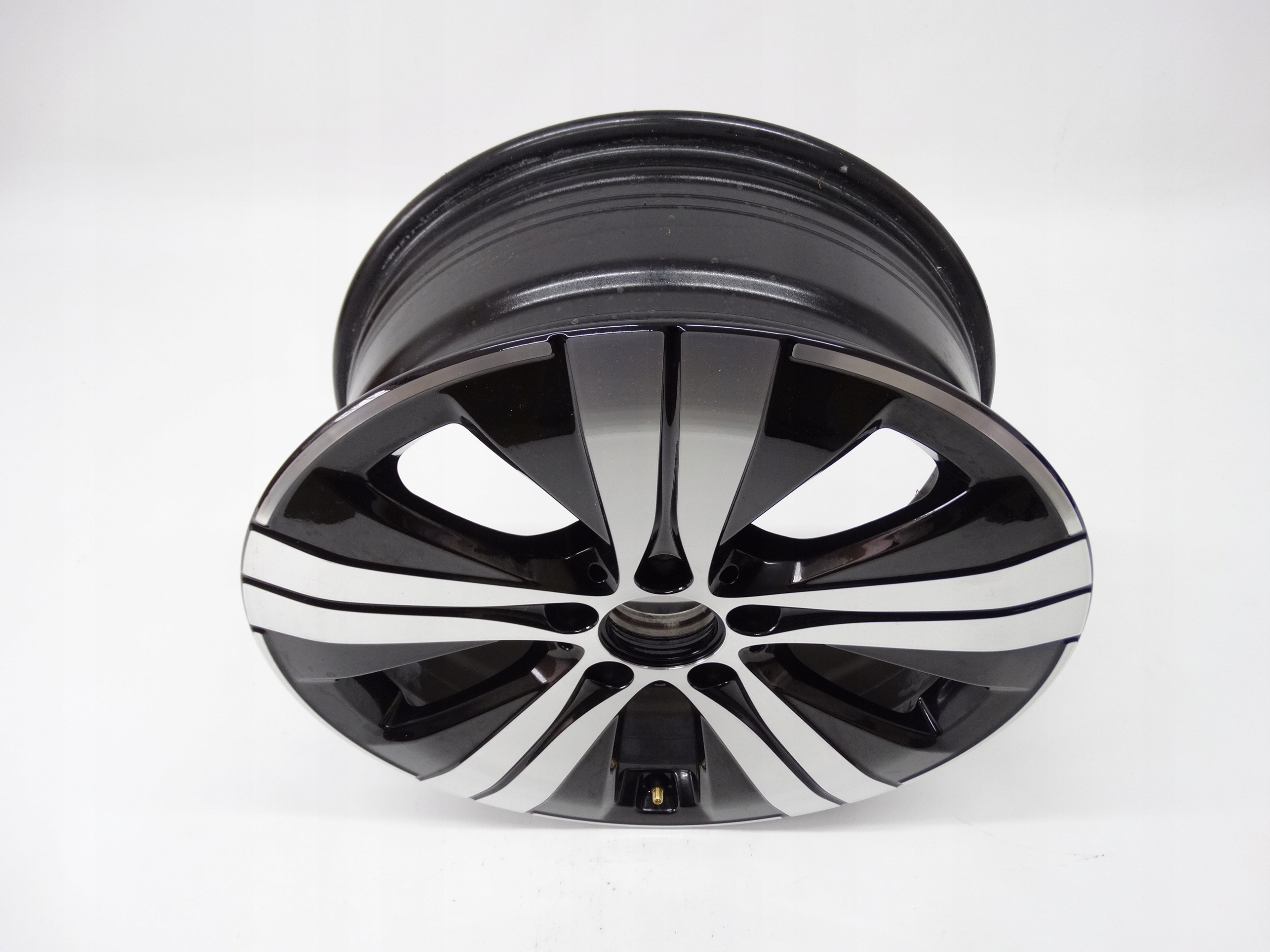 Second image of Mercedes C-klasa W206 A206 17 cali A2064017100