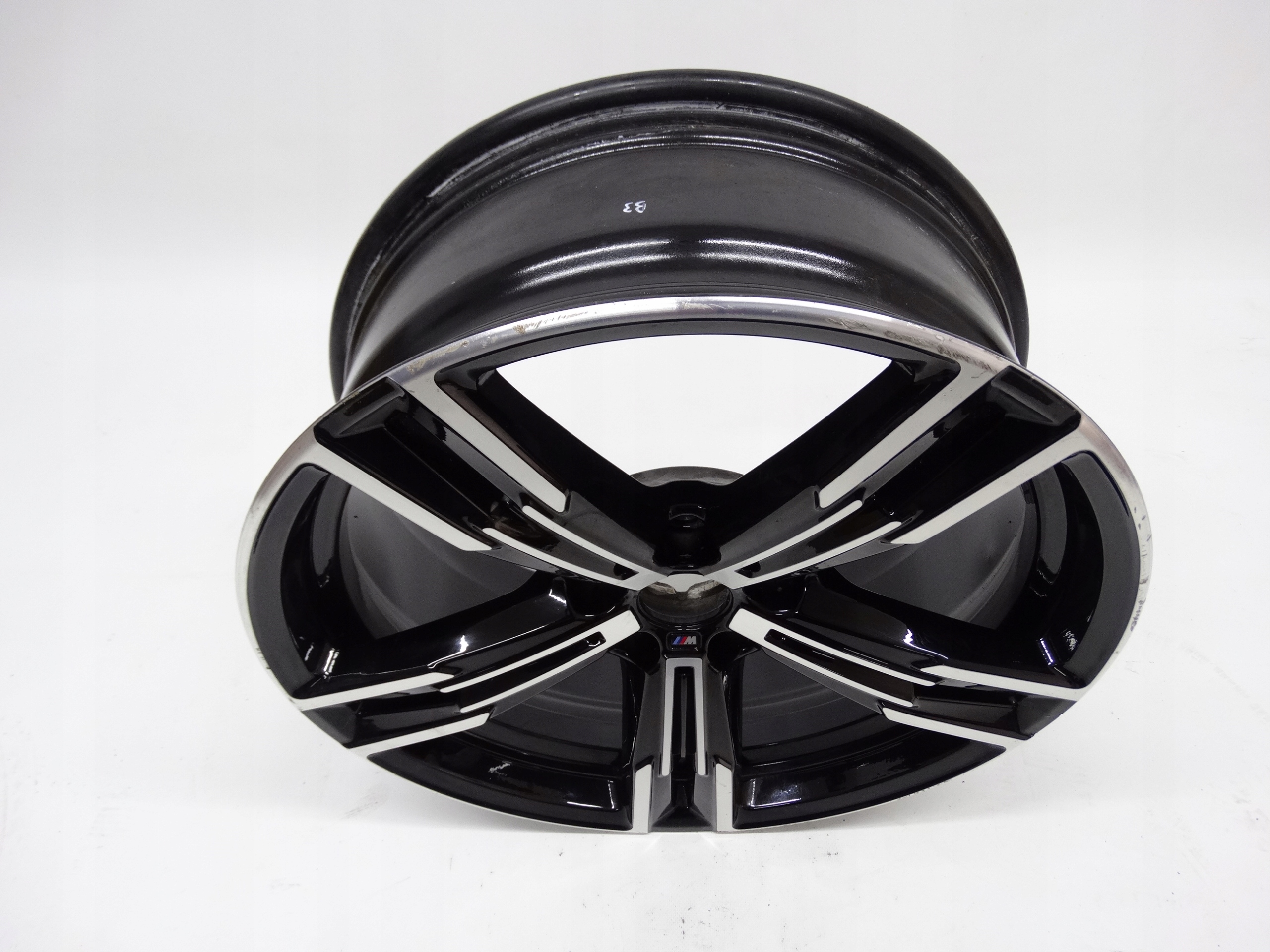 Second image of BMW 3 G20 G21 felga 18 cali przednia 8746631 oryginalna