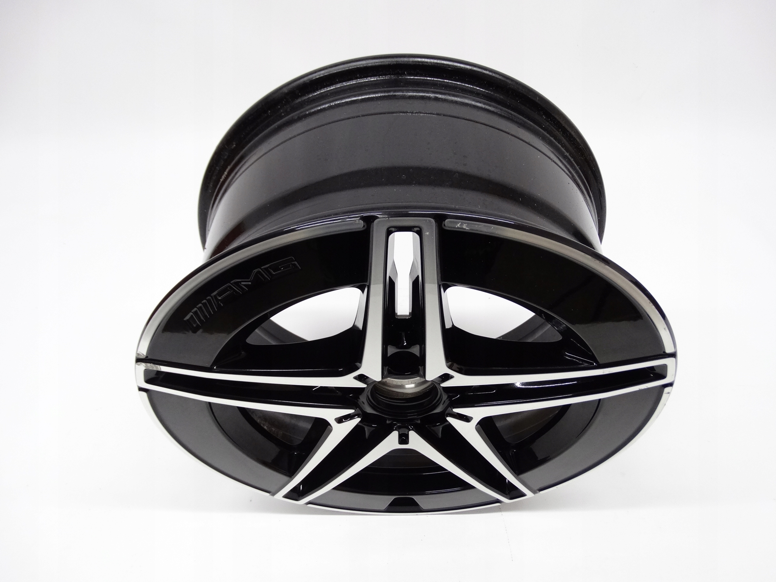 Second image of Mercedes C-klasa W206 AMG 18 cali tył A2064011800