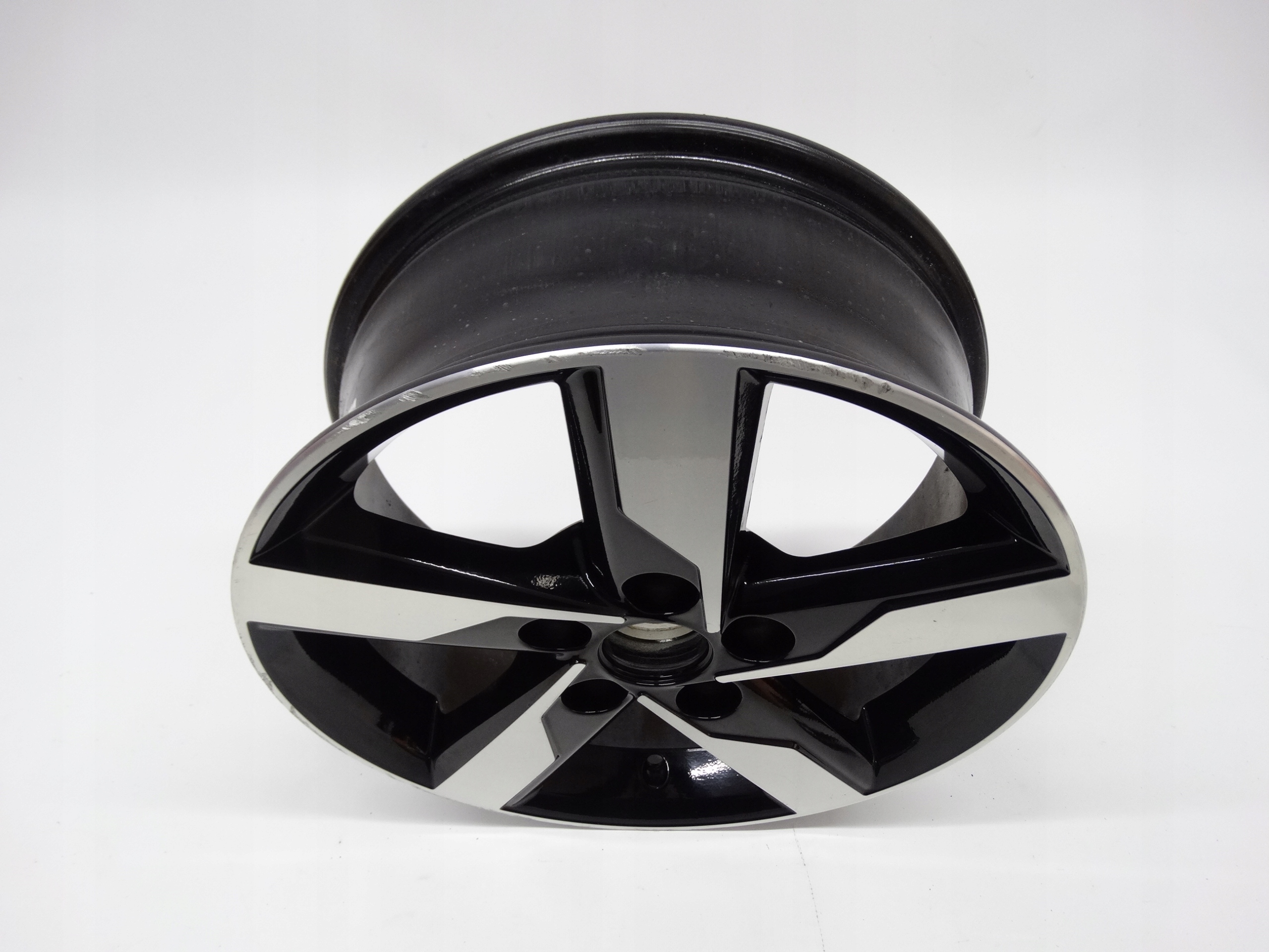 Second image of Toyota Auris II felga 16 cali PW457-02000 oryginał