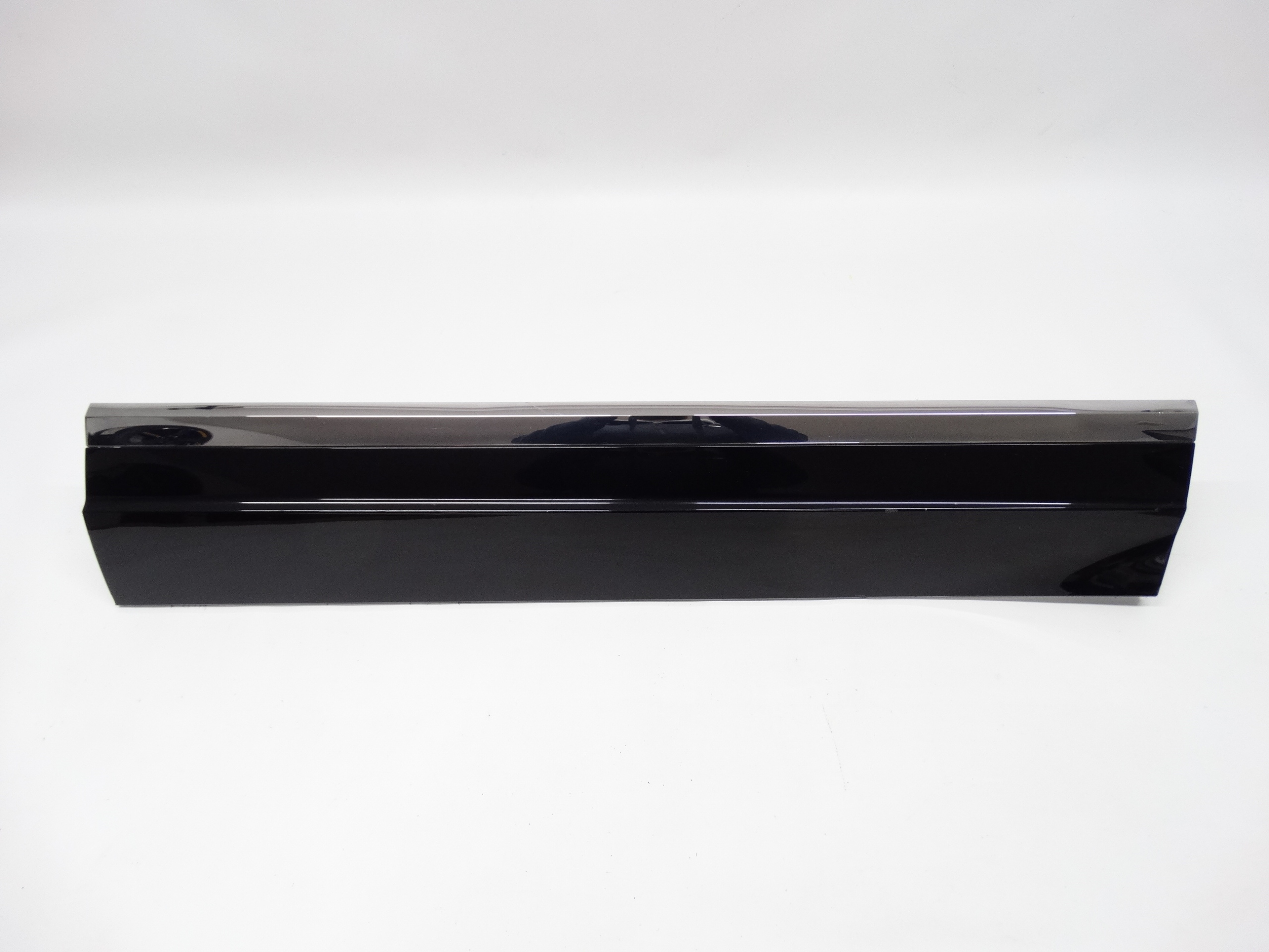 Second image of VW Touareg III 18- listwa prawa przód 760854940E