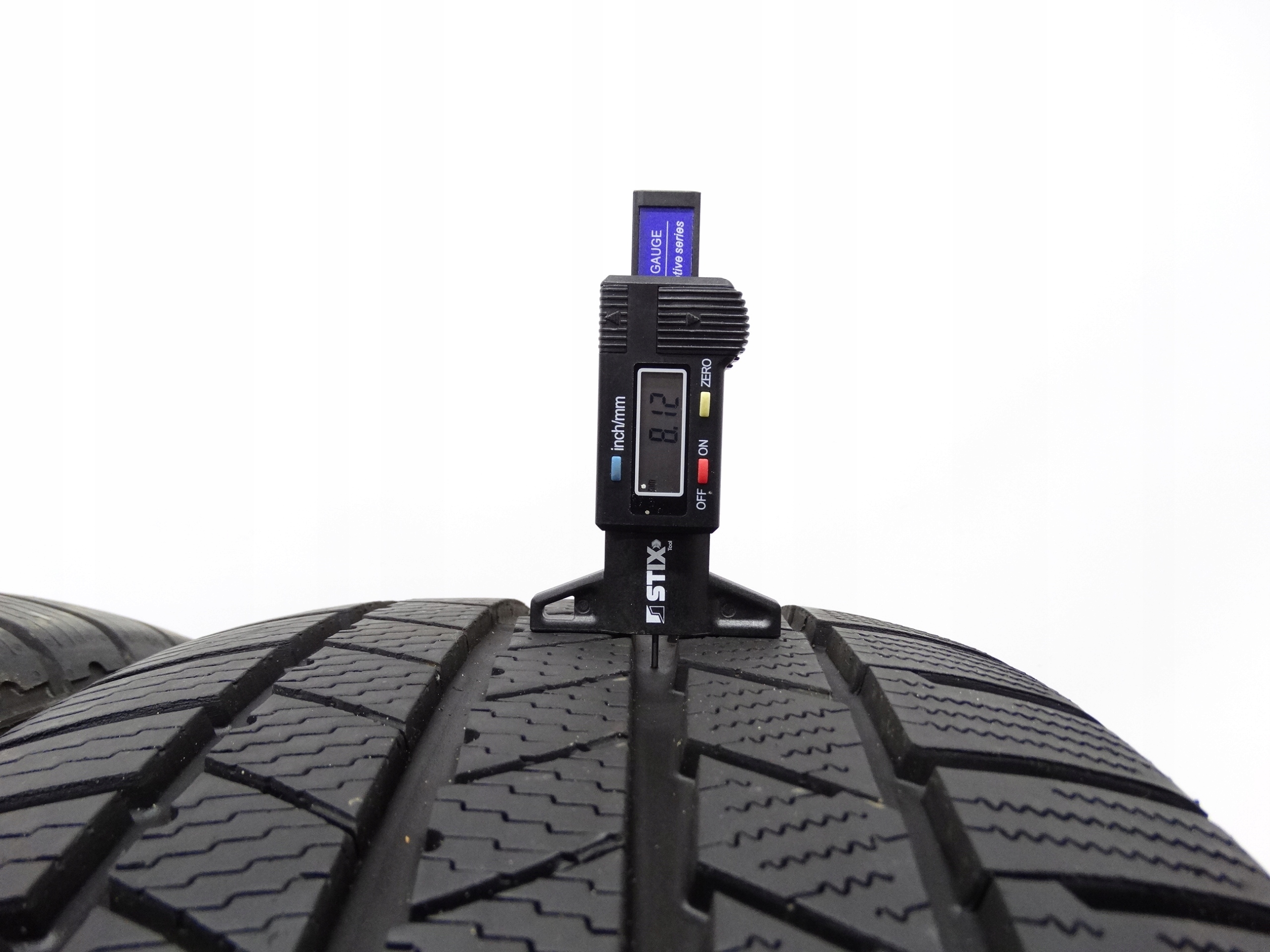 Second image of Continental CrossContact Winter 275/45/21 8,1mm 16