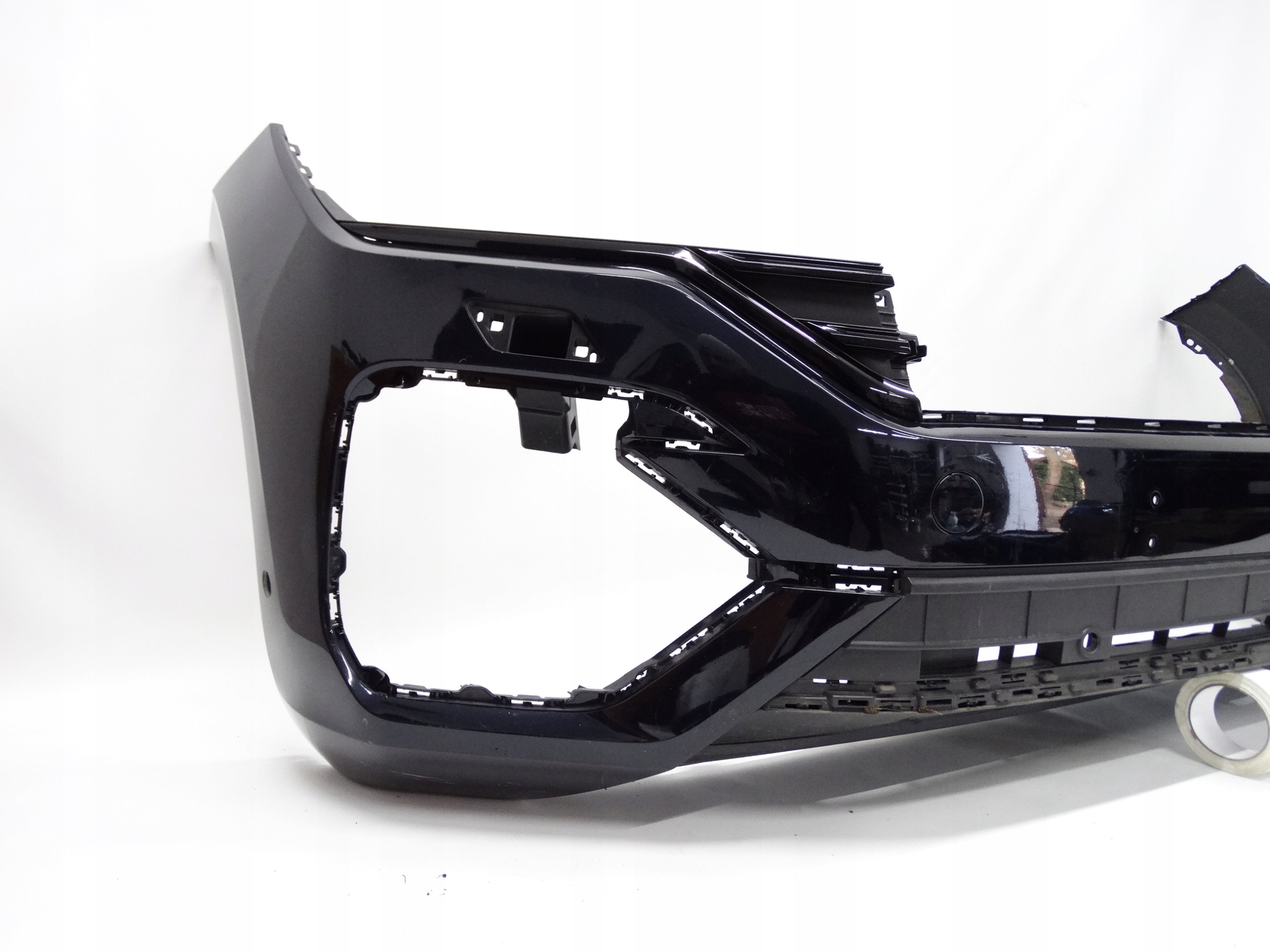 Second image of VW Touareg III R-line 760 18- zderzak przedni