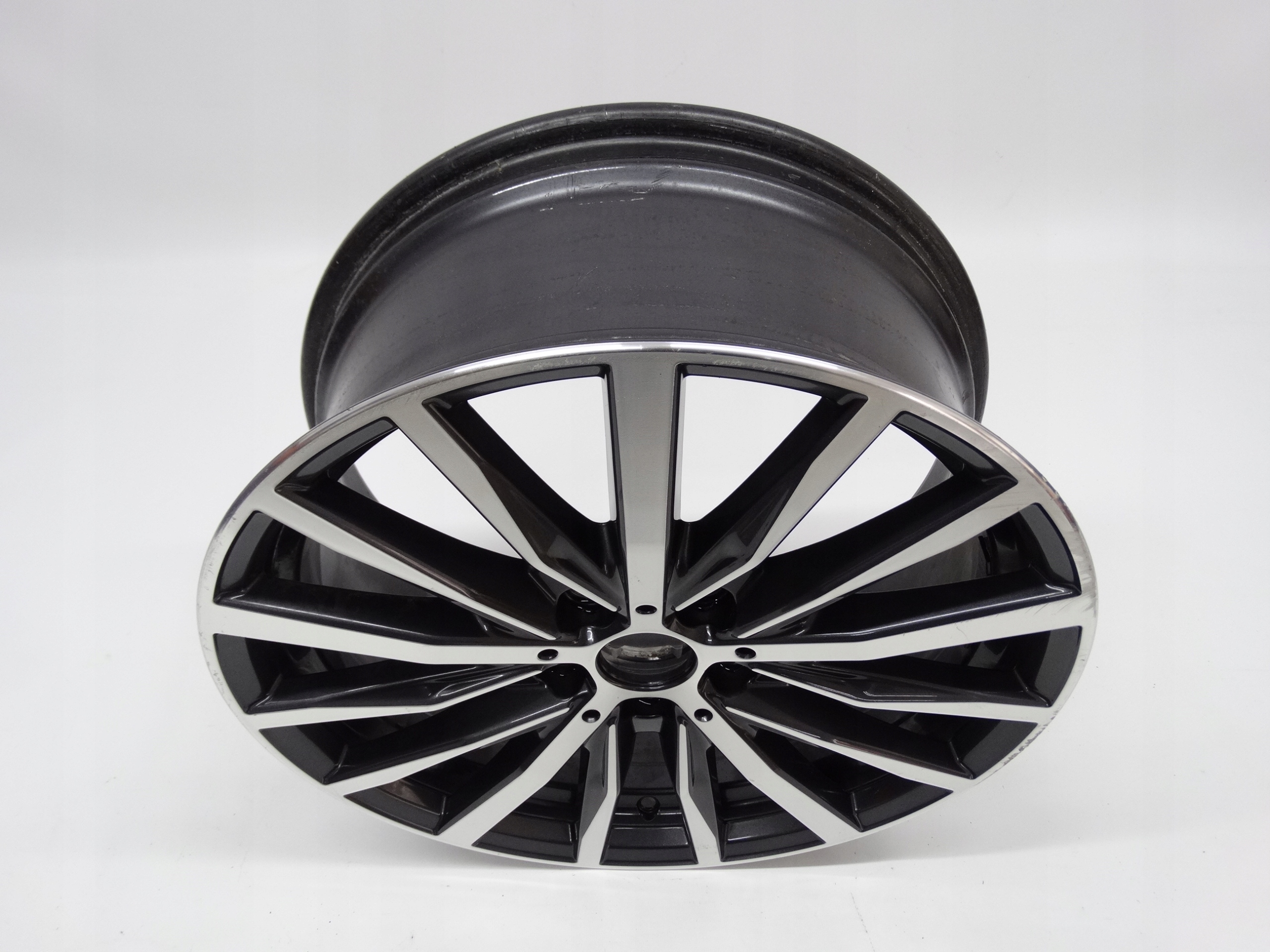 Second image of BMW 1 F40 2 F44 felga 18 cali 6856089 oryginał