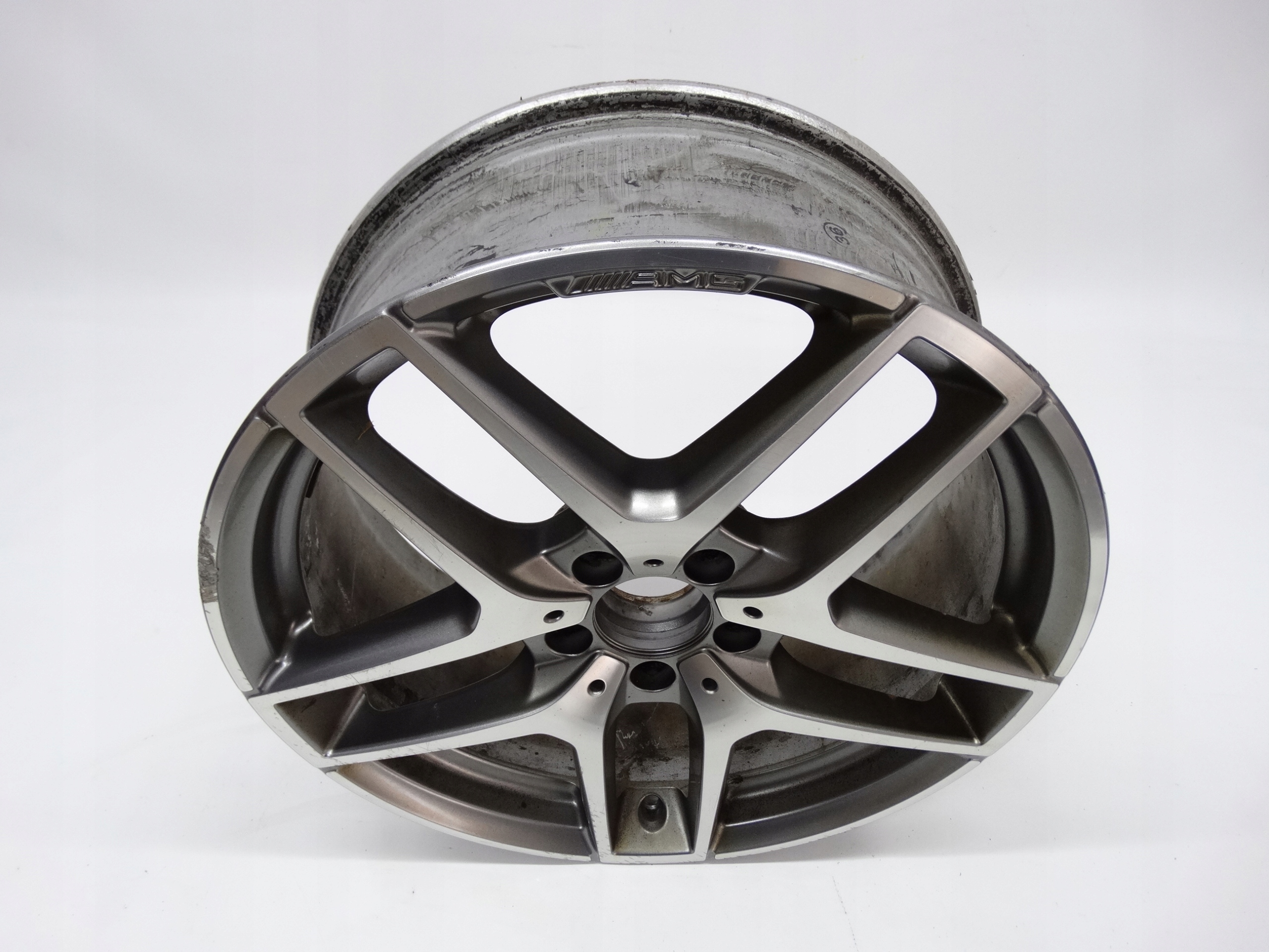 Second image of Mercedes GLC AMG W253 X253 19 cali A2534011800