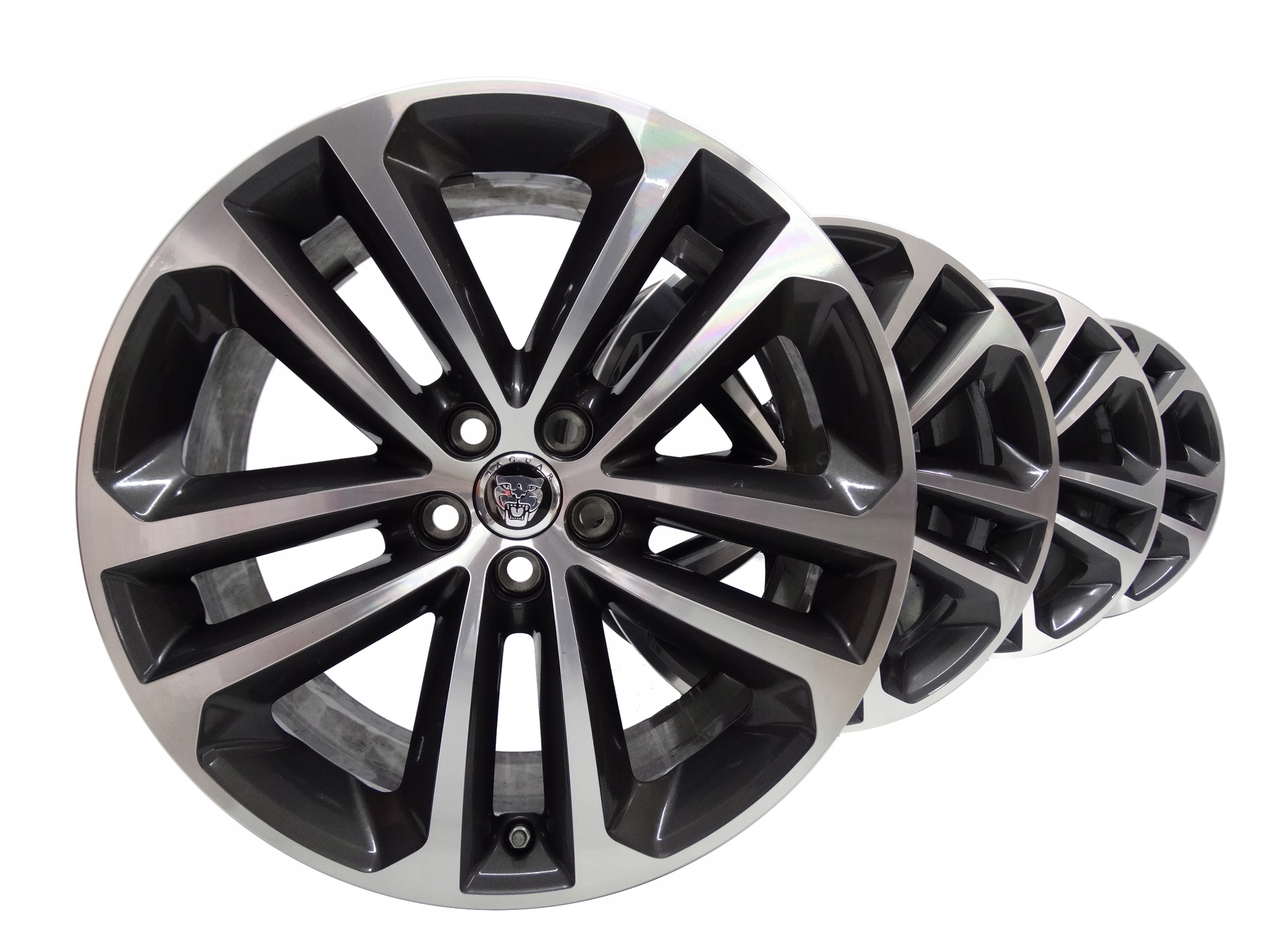 Jaguar F-Pace X761 komplet 19 cali HK8M-1007-EA