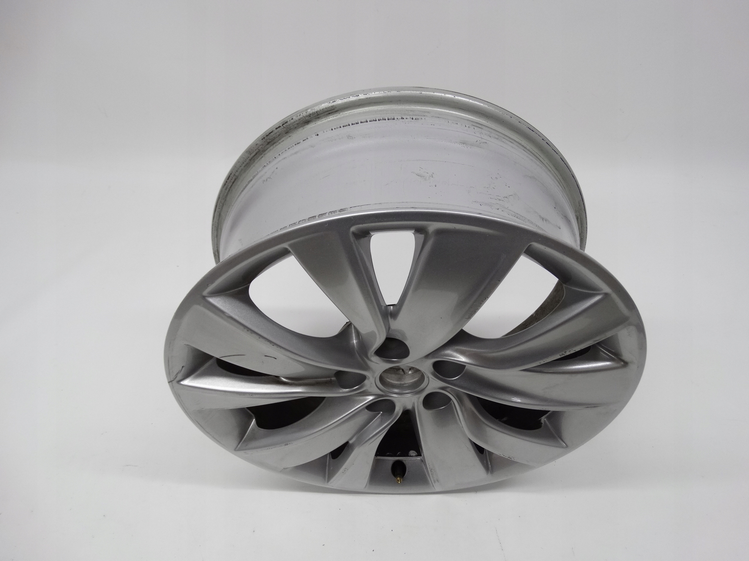 Second image of Opel Insignia B felga 18 cali 0P080 K1 oryginalna