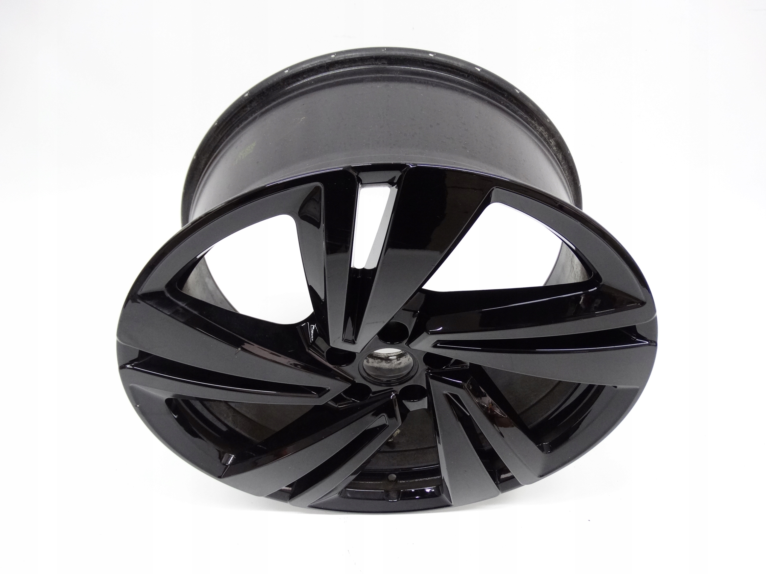 Second image of VW Touareg III 760 felga 20 cali 760601025AA