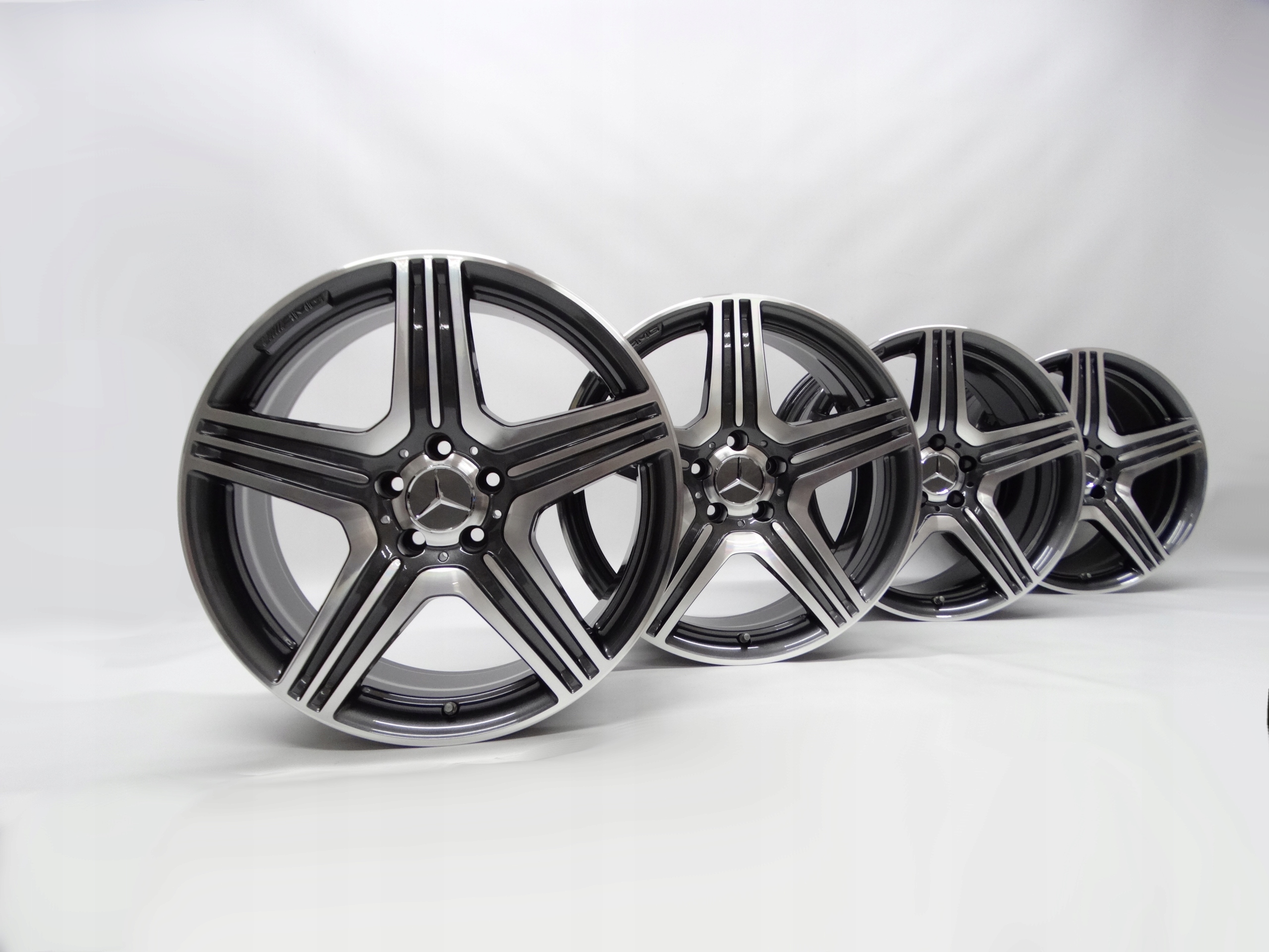 Second image of Mercedes CLS 63 AMG W218 komplet felg 19 cali