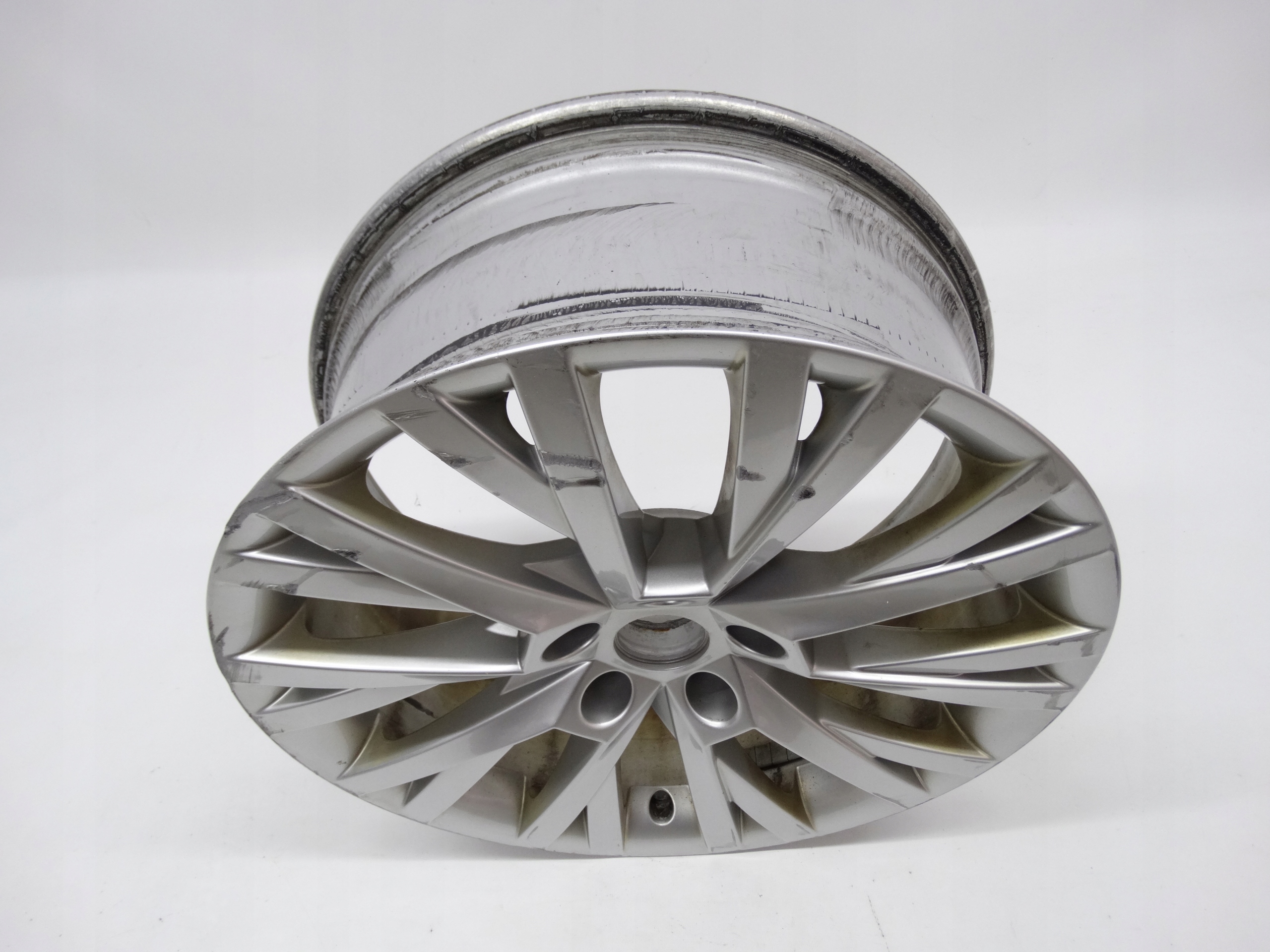 Second image of Skoda SuperB III 3V0 felga 18 cali 3V0601025AN