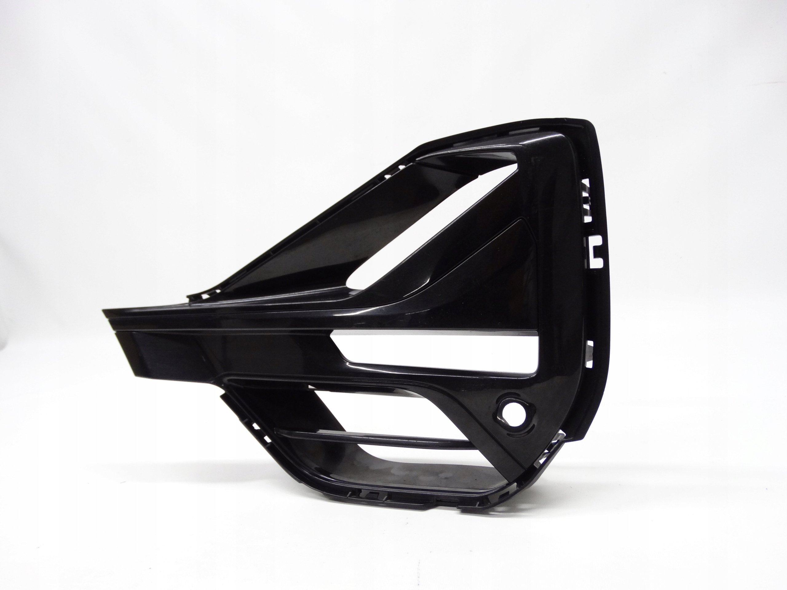 Second image of BMW X1 F48 Lift 19-22 kratka lewa 211636-11