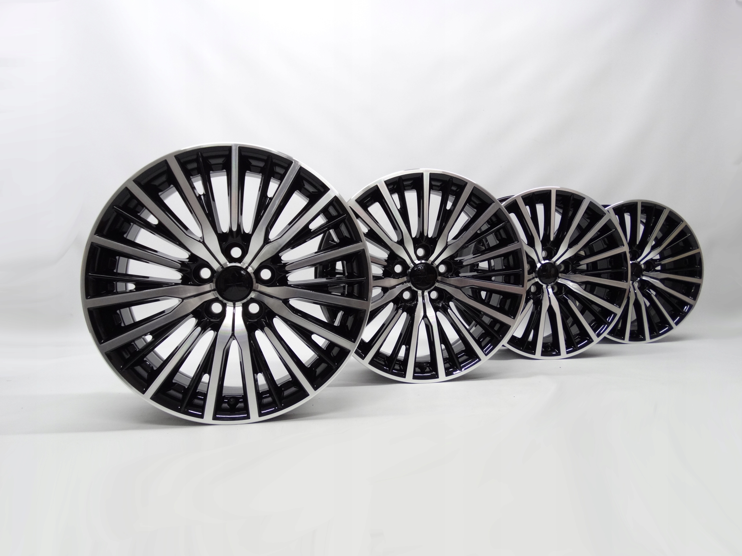 Second image of Mitsubishi Outlander komplet felg 18 cali oryginał