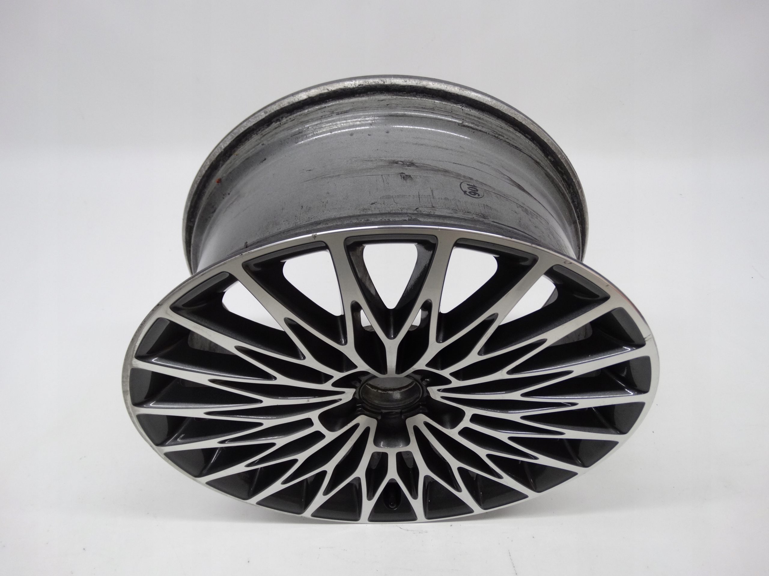 Second image of Audi A3 8V felga 18 cali 8V0601025BG oryginalna