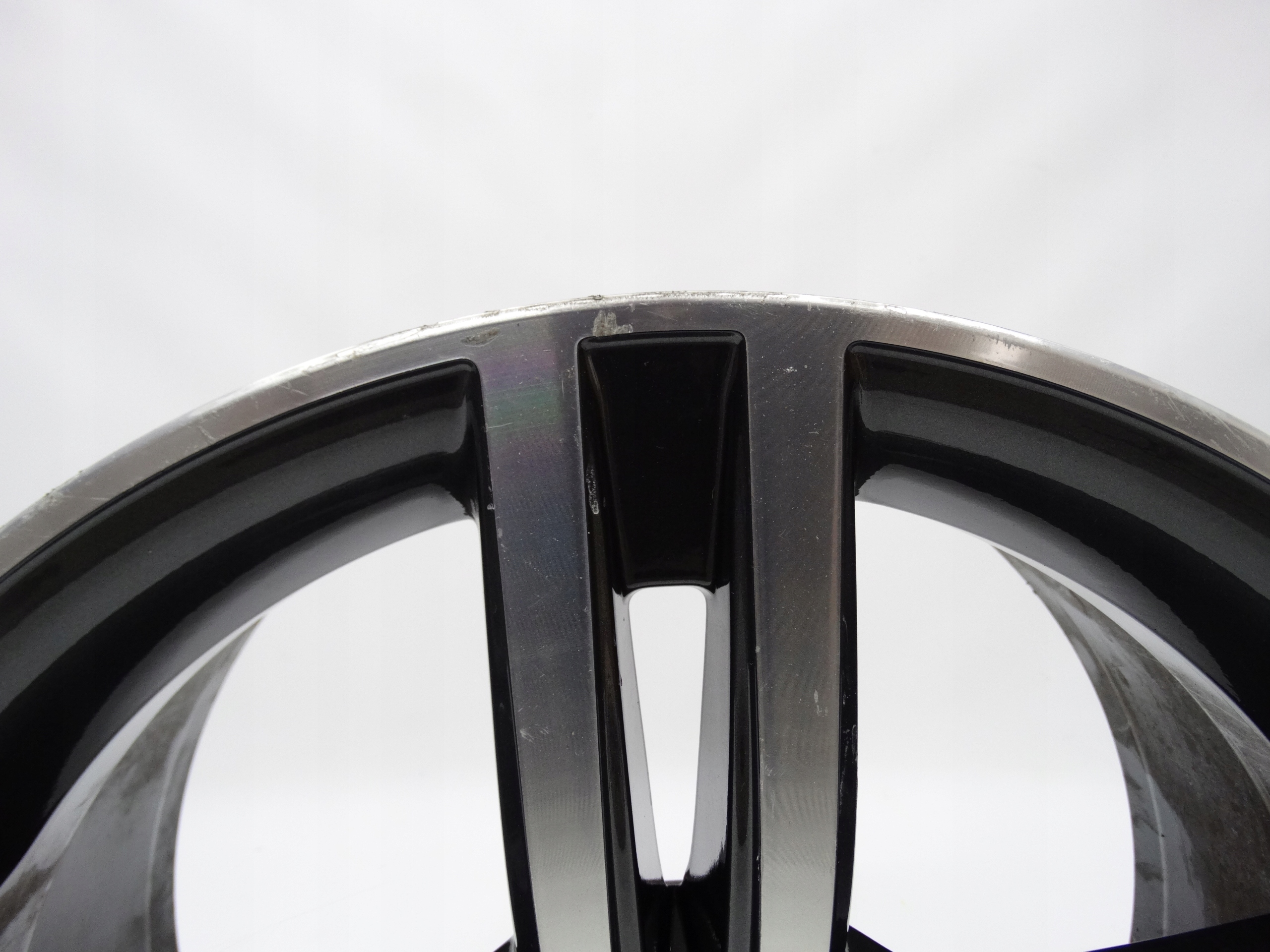 Second image of BMW 5 G30 G31 felga 18 cali 6894842 oryginalna