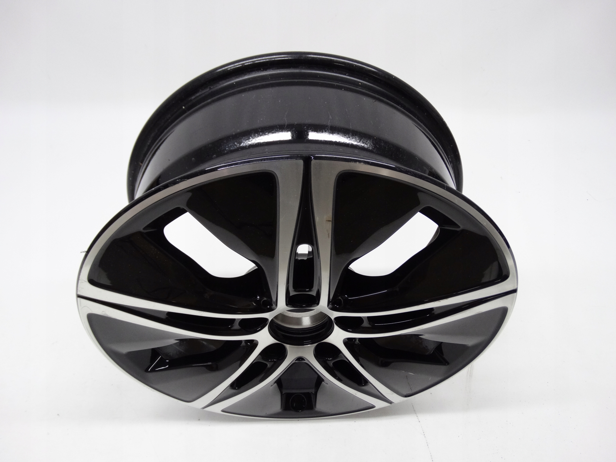 Second image of Mercedes C-klasa W205 A205 17 cali A2054019000