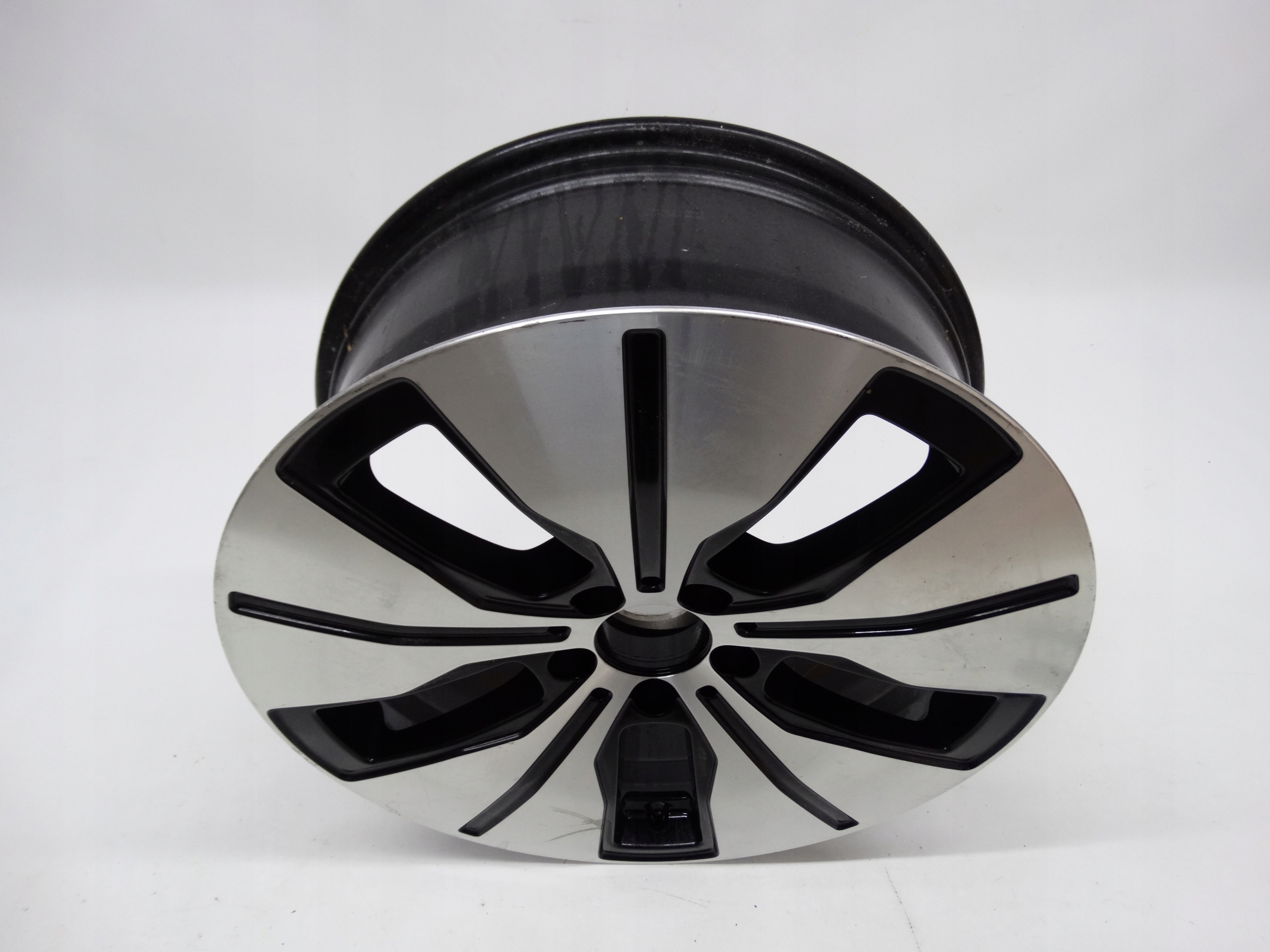 Second image of Mercedes EQC W293 felga 19 cali A2934010100