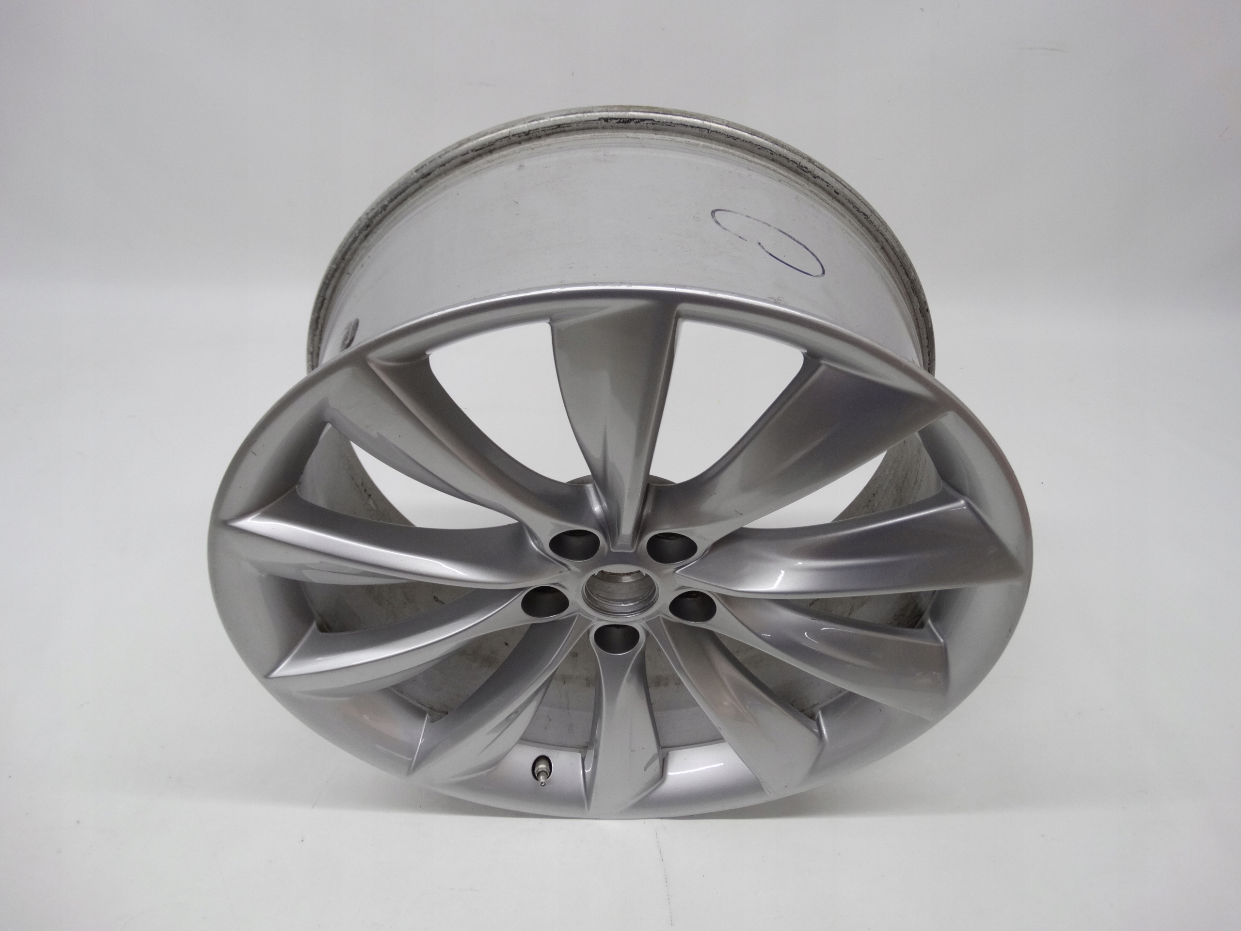 Second image of Tesla Model S felga 21 cali 1017337-00-B oryginał