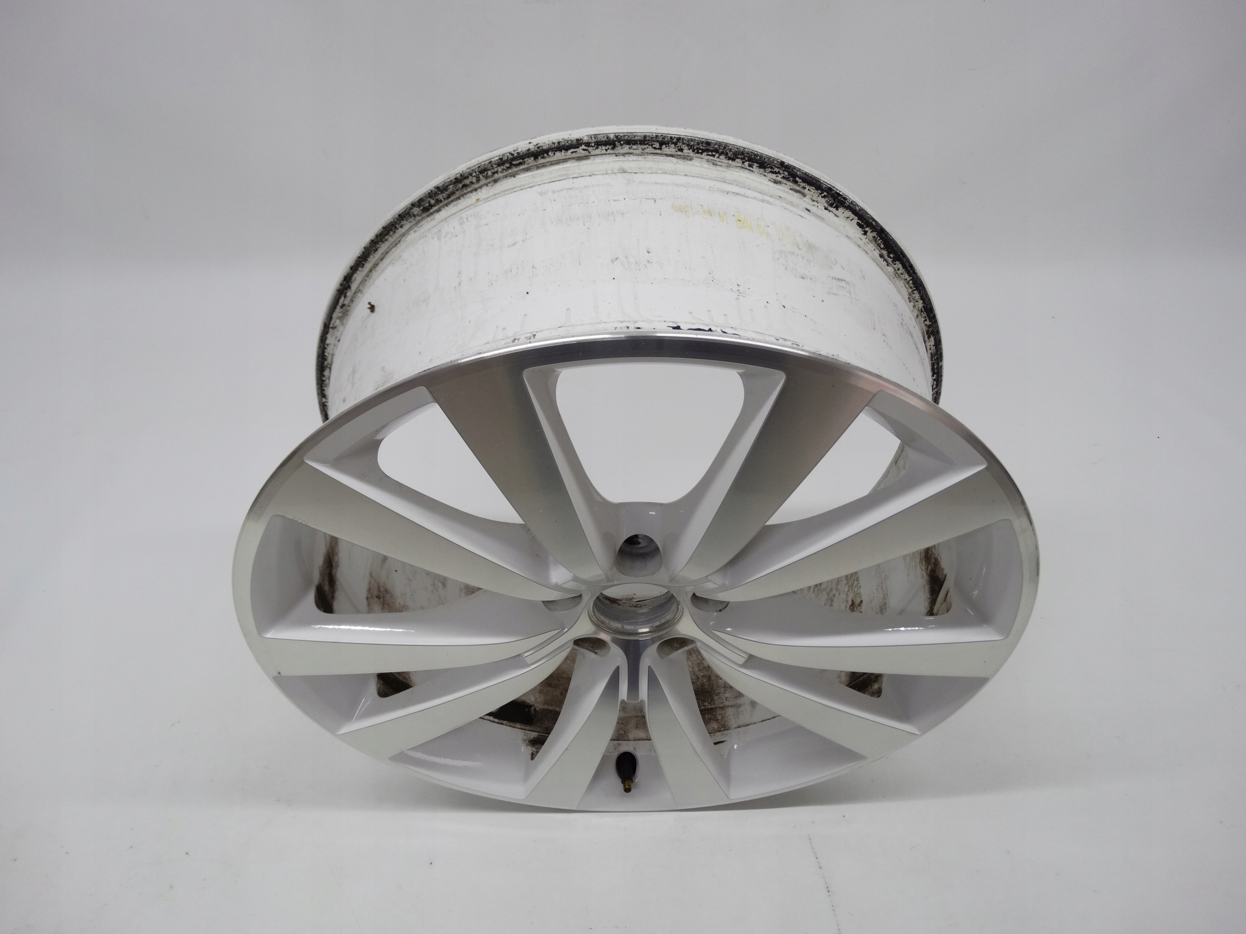 Second image of VW Beetle 5C felga 19 cali 5C0601025N oryginalna