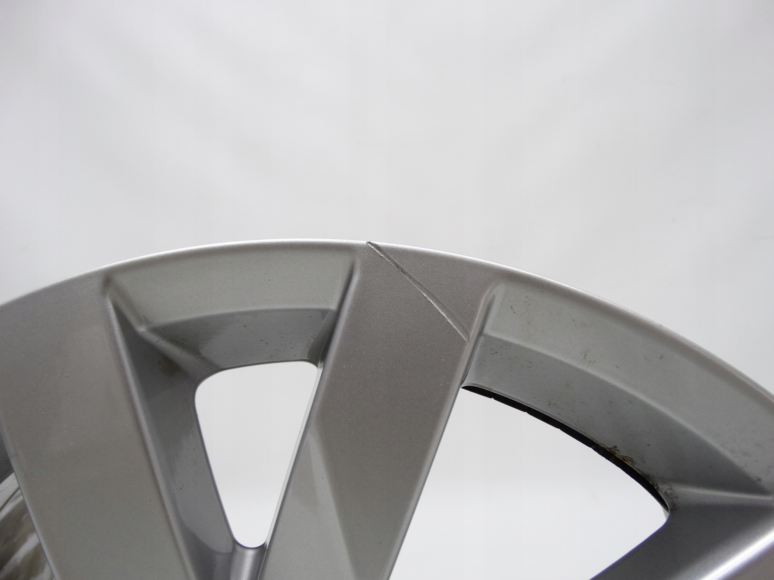 Second image of VW Passat B8 3G felga 16 cali 3G0601025BJ oryginał