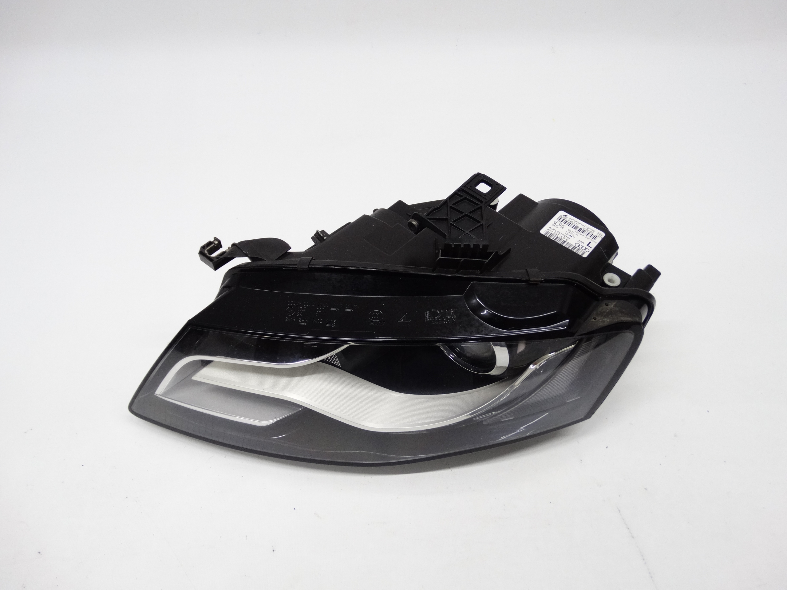 Second image of Audi A4 B8 07-11 Xenon LED nieskrętny 8K0941003C