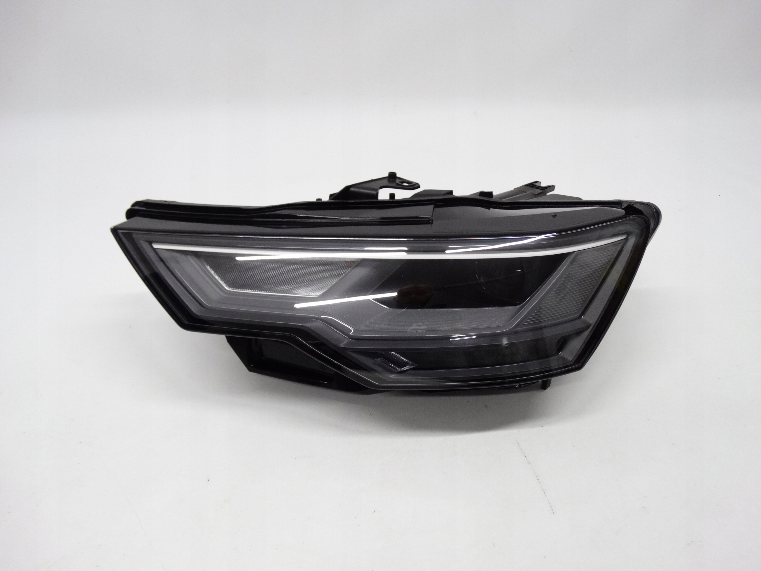 Second image of Audi A6 C8 4K 18-23 lampa lewa Full LED 4K0941033 oryginalna