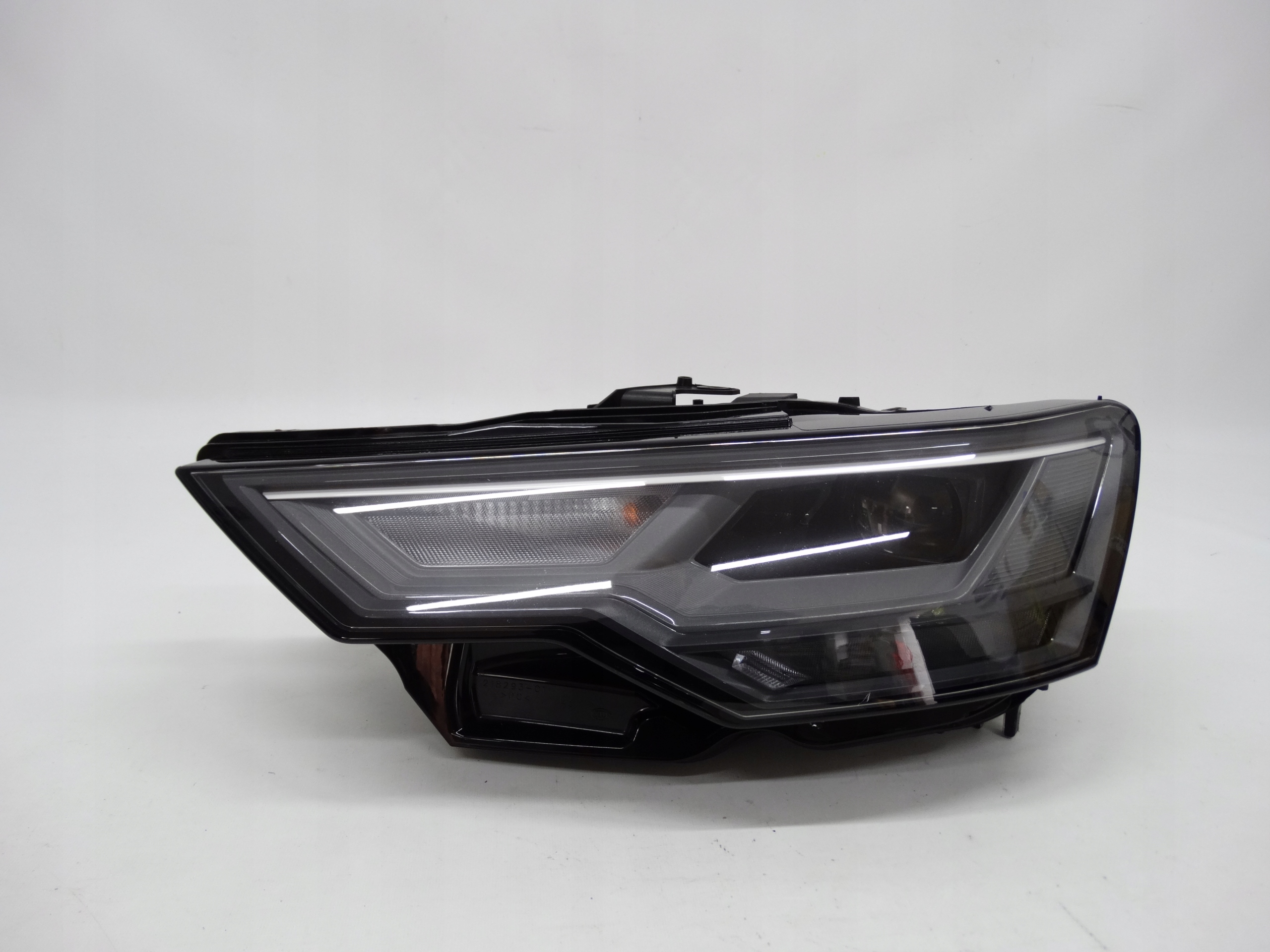 Second image of Audi A6 C8 4K 18-24 lampa lewa Full LED 4K0941033 oryginalna