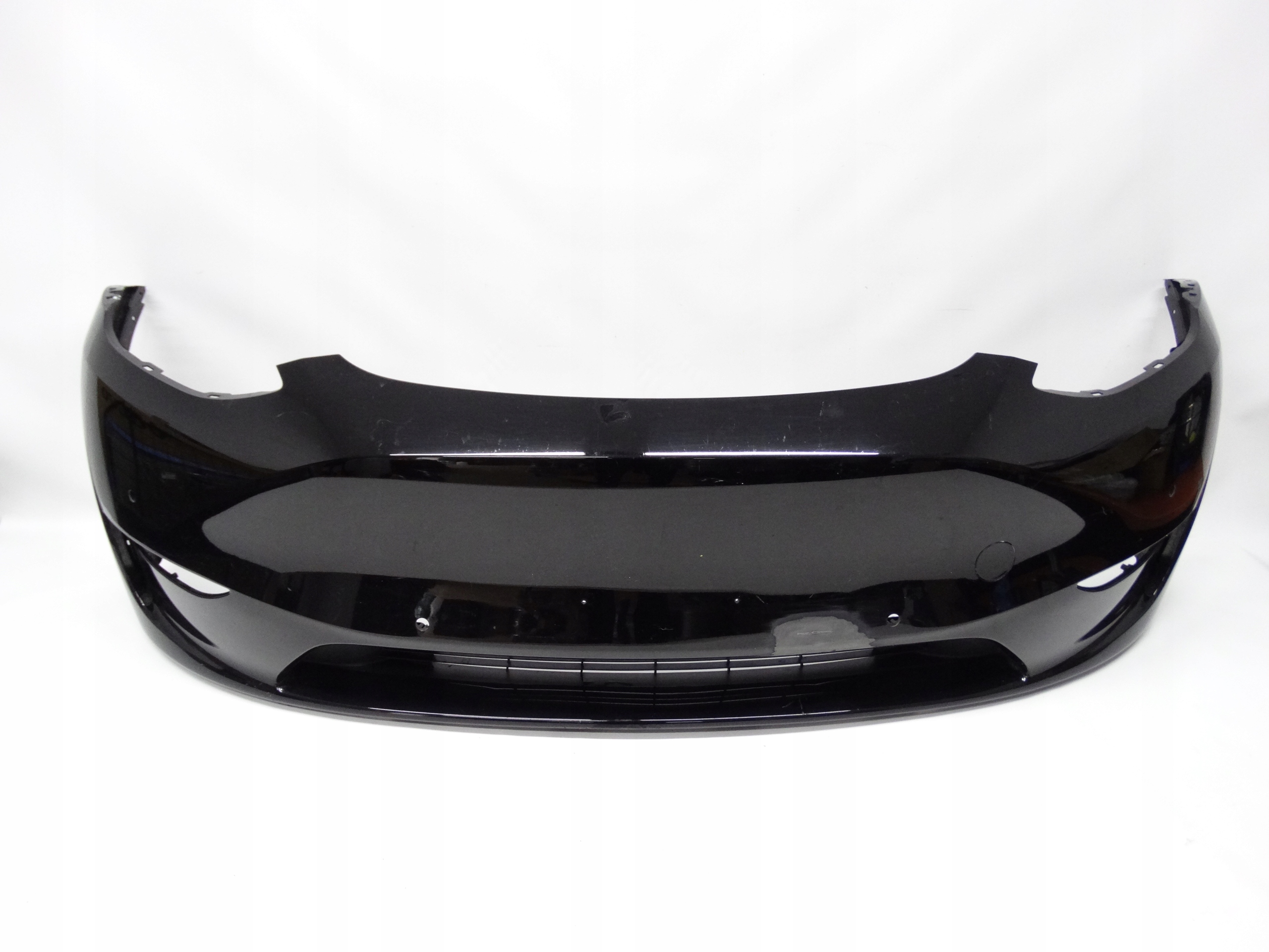 Second image of Tesla Model Y 20- zderzak przedni 1493745-00-A