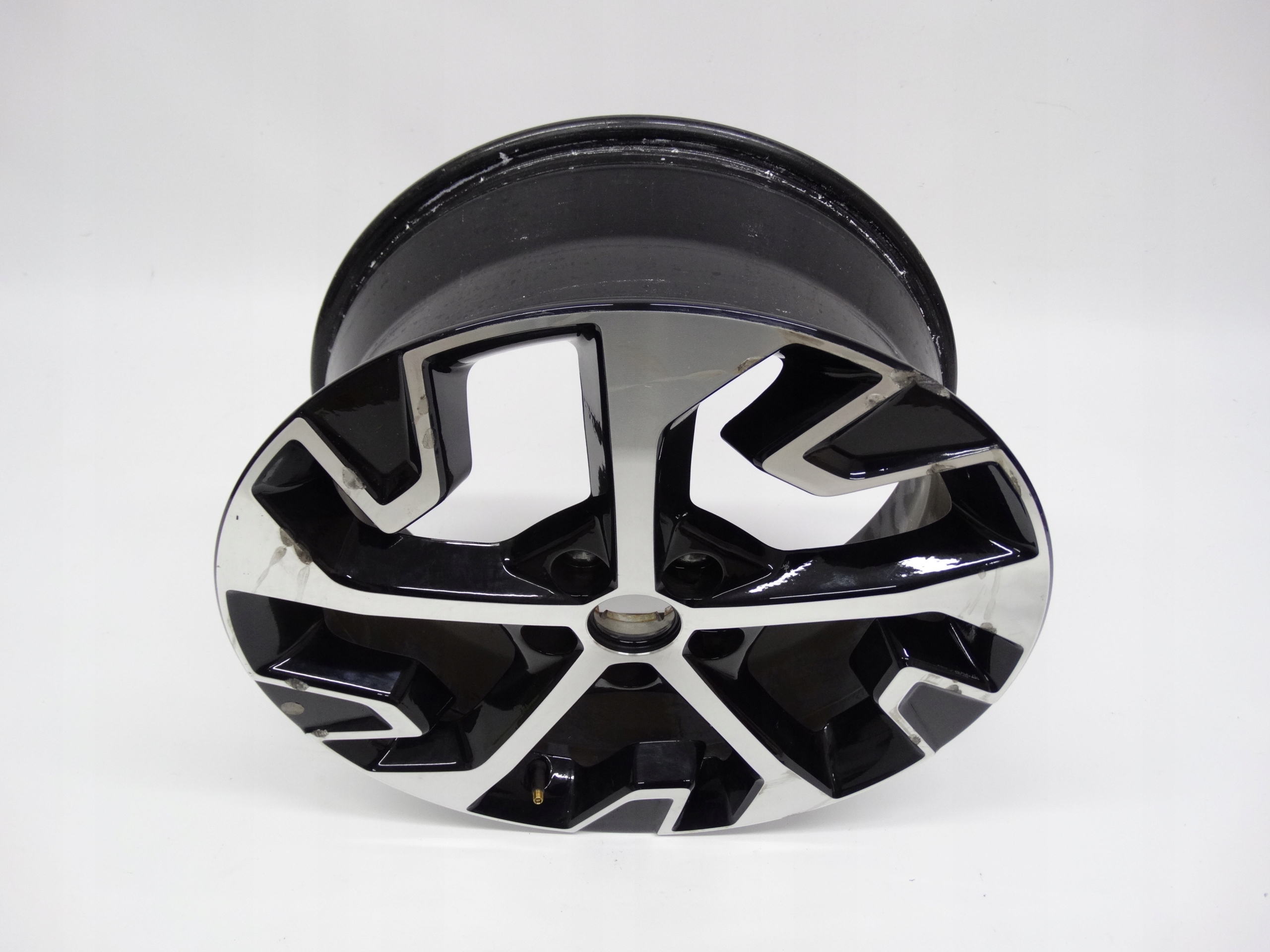 Second image of Kia Sportage V felga 18 cali 52910-R2220 oryginalna