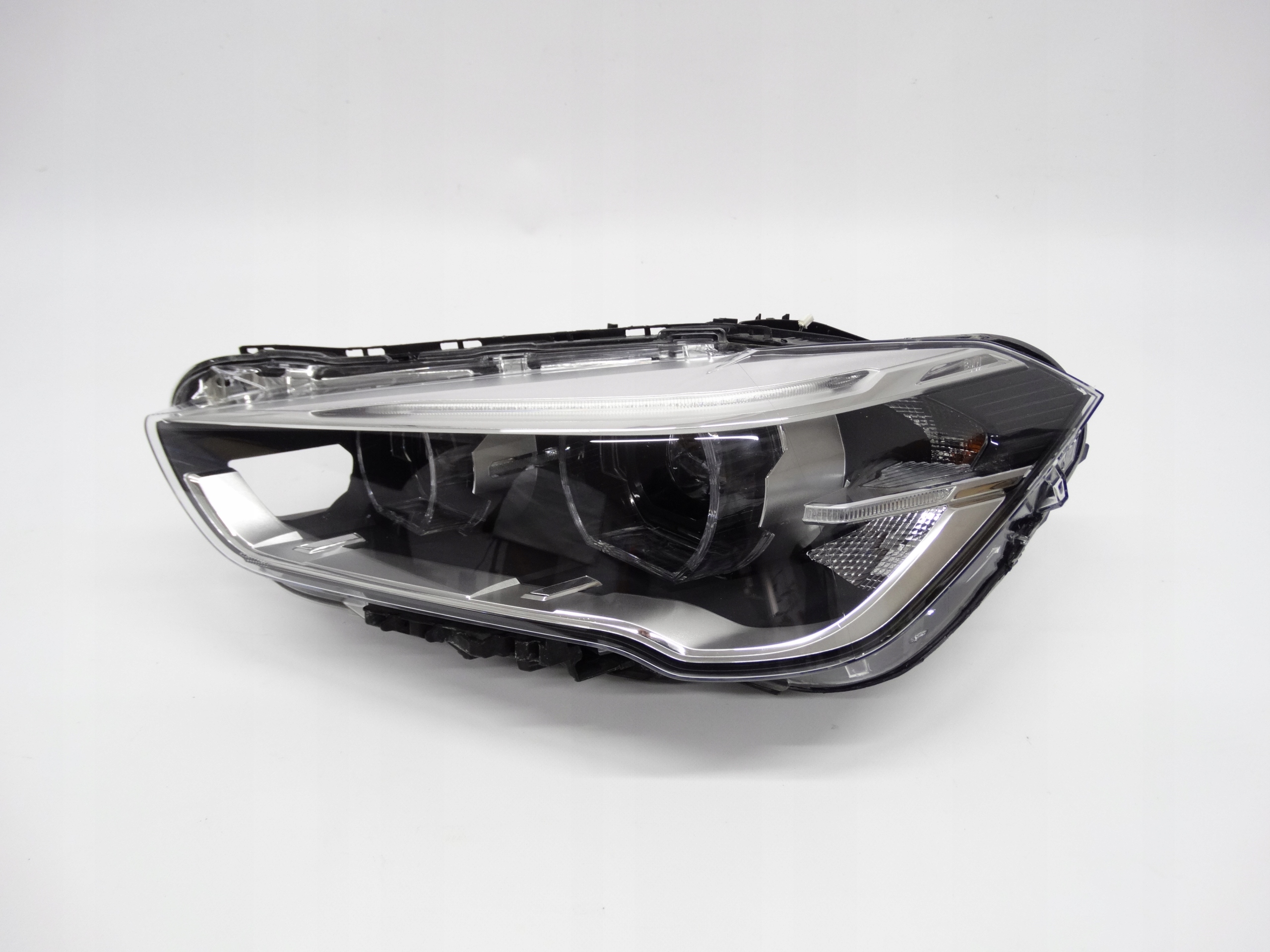 Second image of BMW X1 F48 15-19 lampa lewa Full LED 7495003 oryginalna