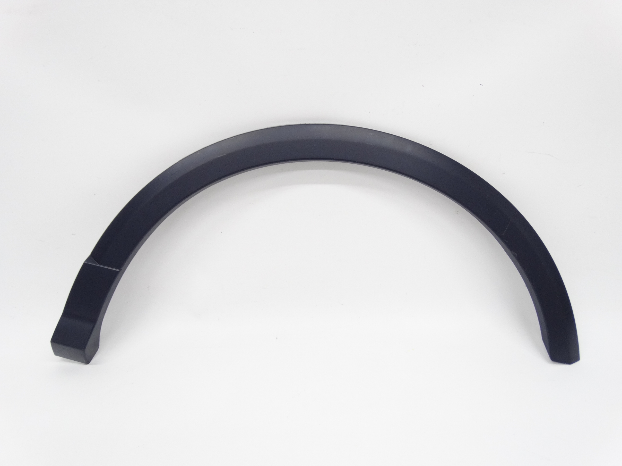 Second image of Audi Q2 81A 16-23 listwa błotnika lewa tylna 81A853817A oryginalna