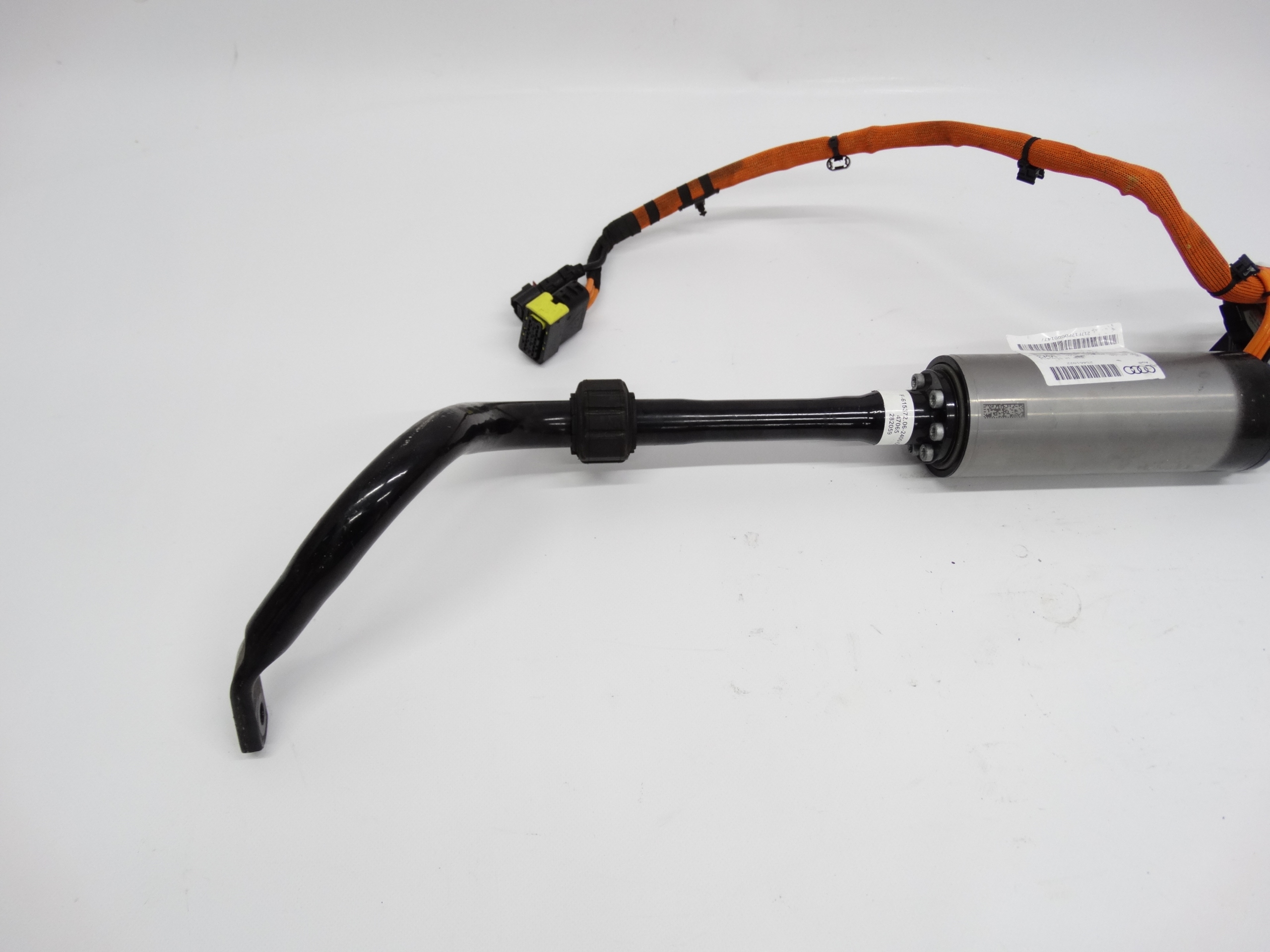 Second image of Audi RSQ8 stabilizator aktywny przedni elektryczny DYNAMIC 4M0411023AS