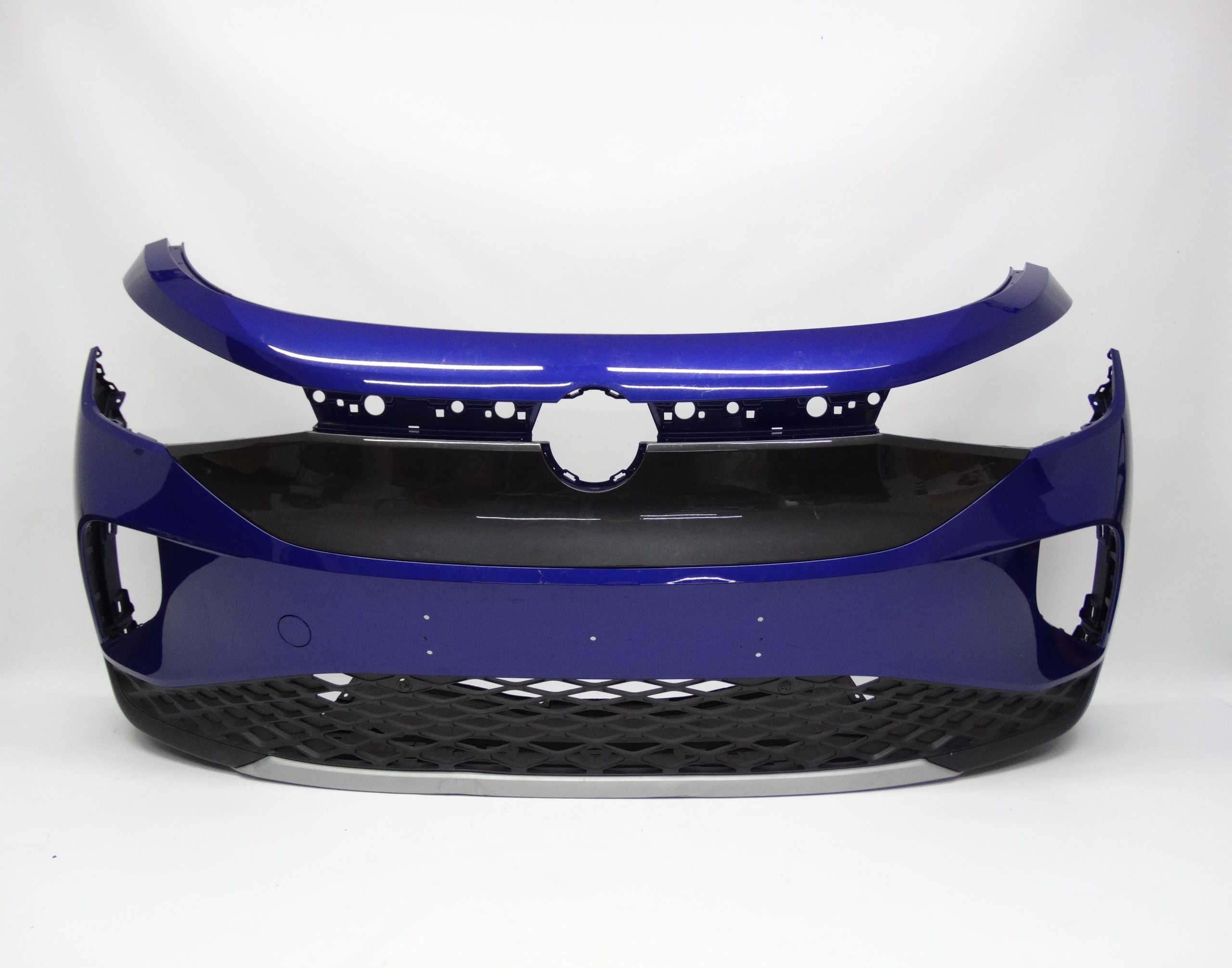 Second image of VW ID.4 2020+ zderzak przedni oryginalny 11A807221