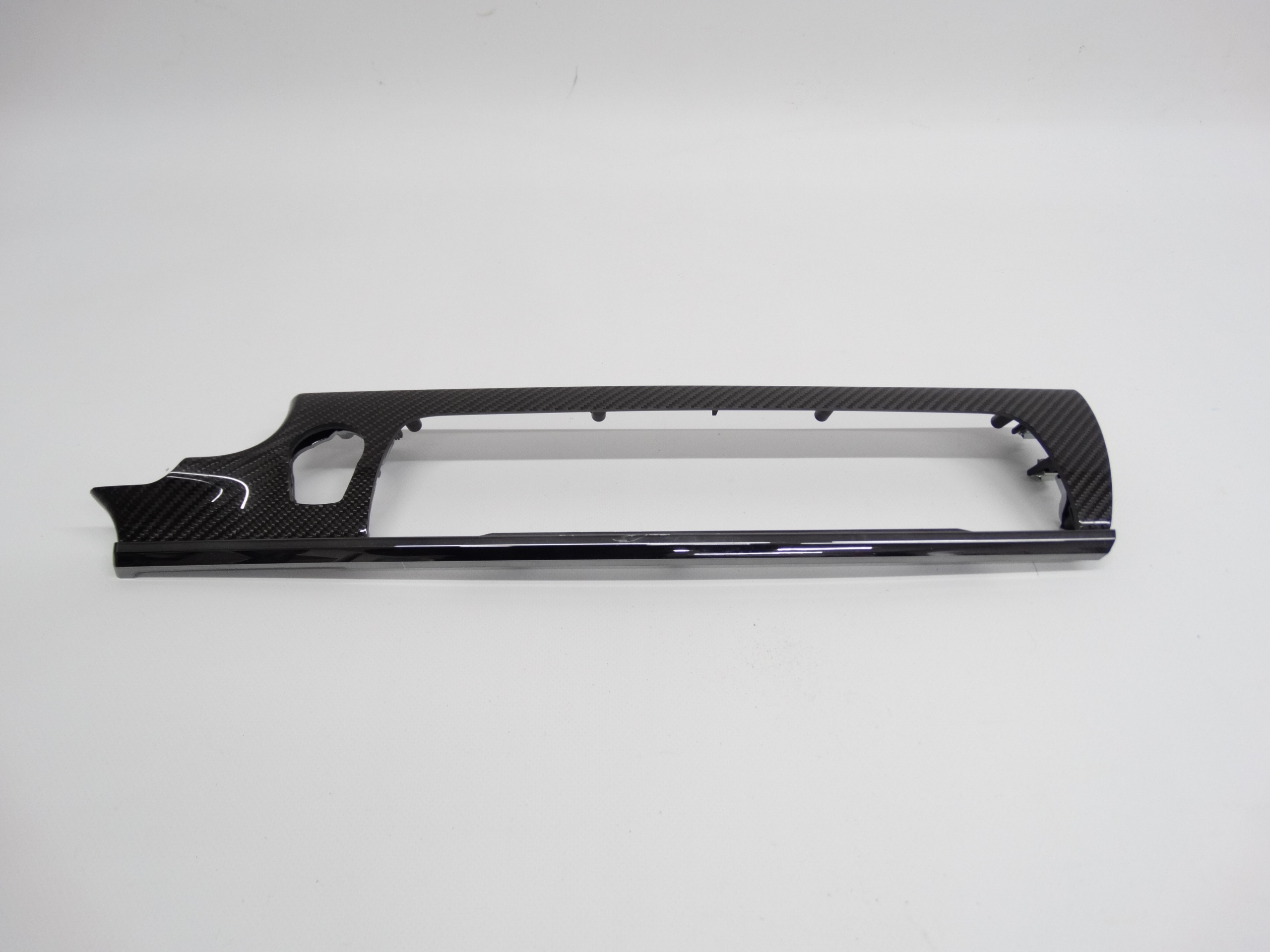 Second image of BMW M6 F06 F12 F13 dekor alu carbon konsoli deski rozdzielczej 8055855