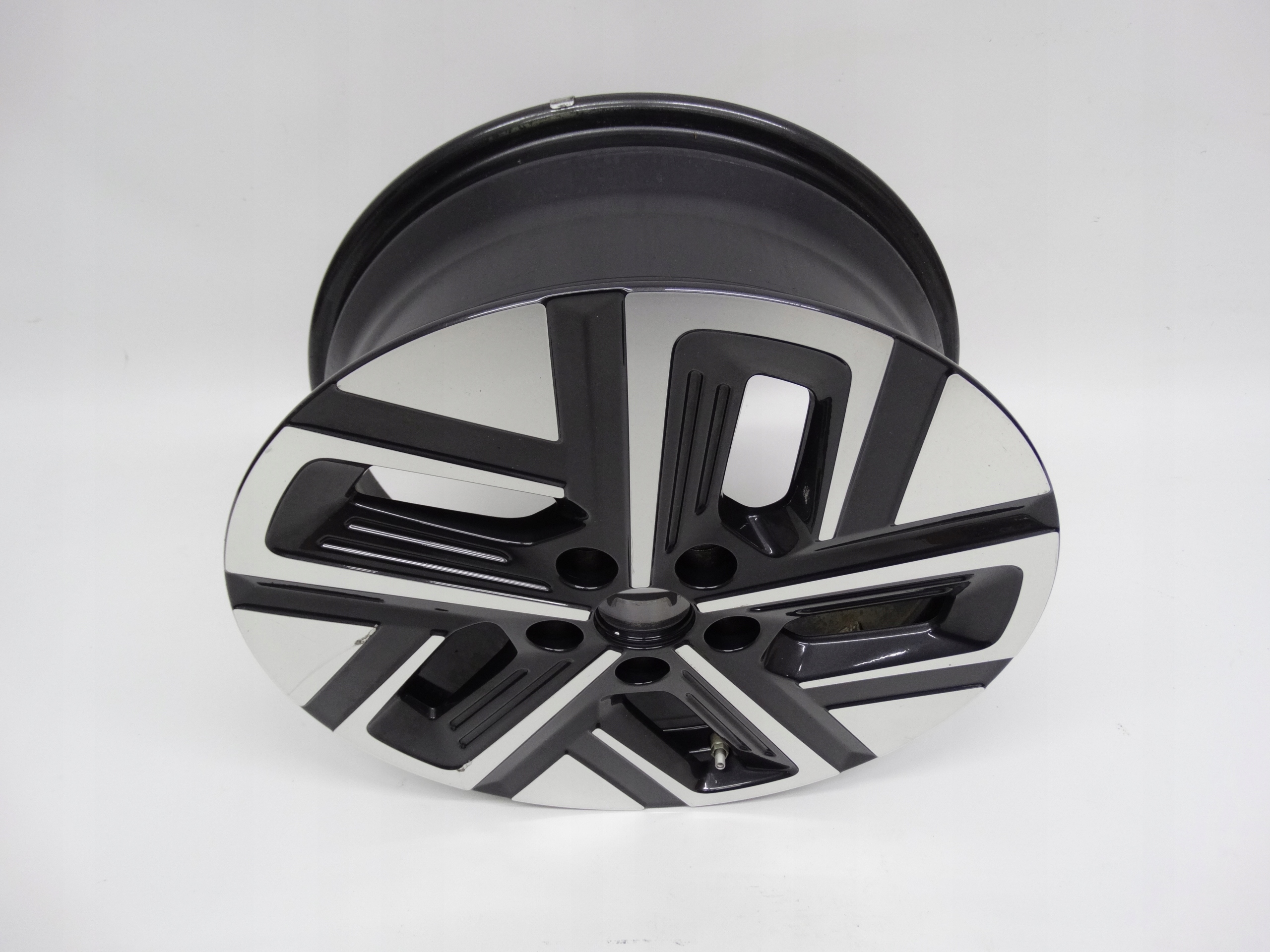 Second image of Hyundai Kona felga 17 cali 52910-DD100 oryginalna