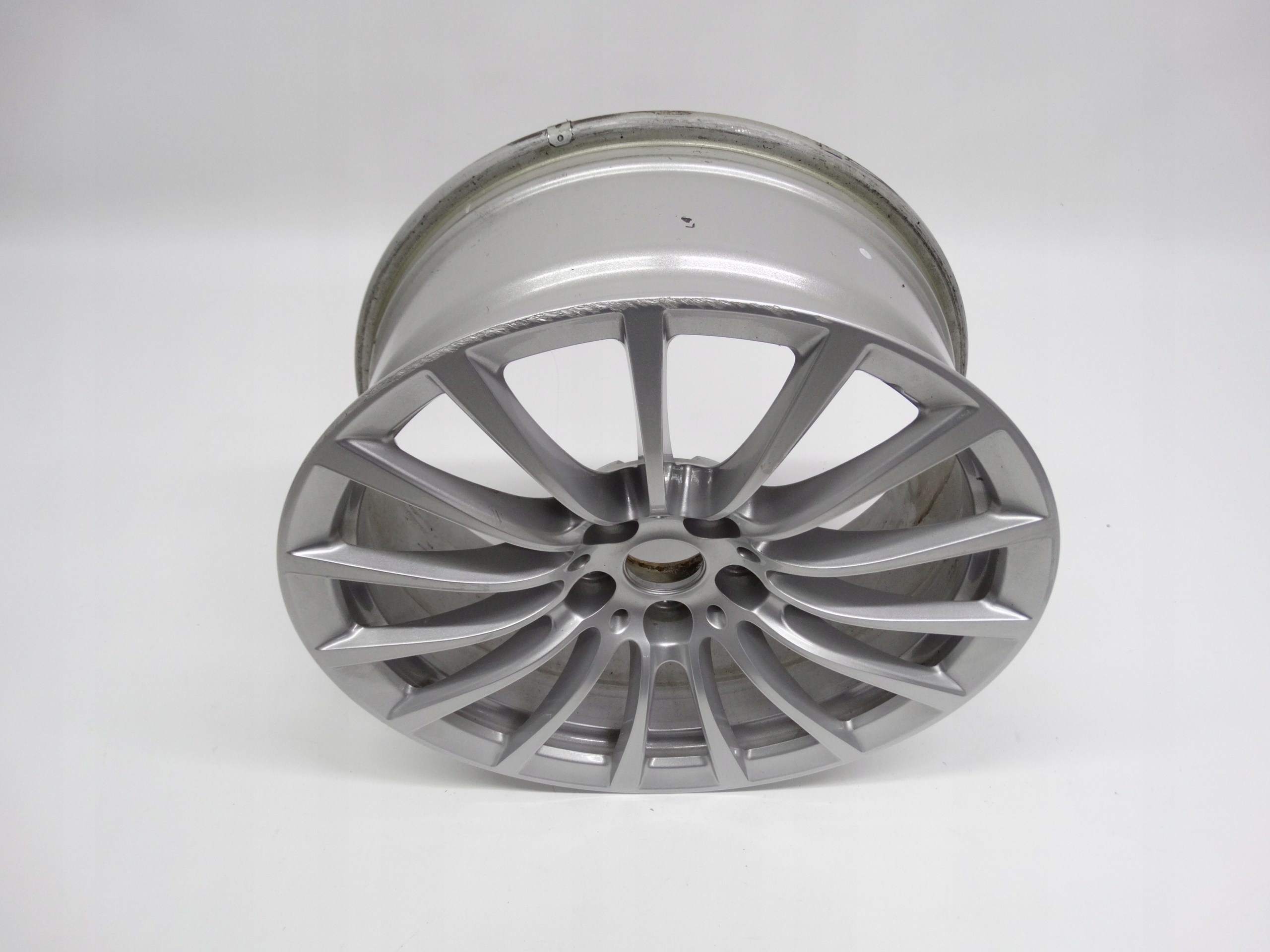 Second image of BMW 5 G30 G32 G11 felga 18 cali 6861224 oryginalna