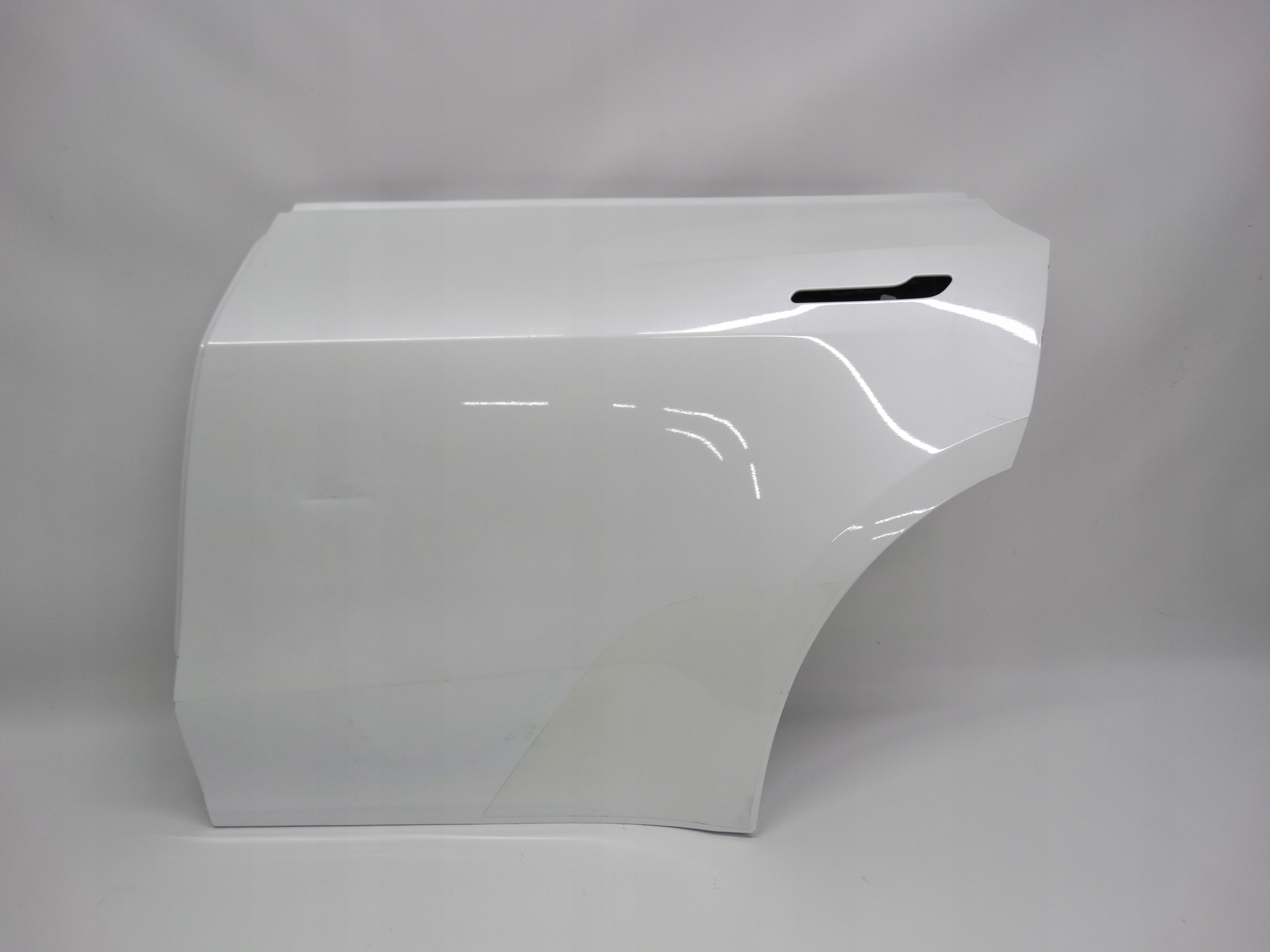 Second image of Tesla Model Y 2020- drzwi lewe tylne oryginalne